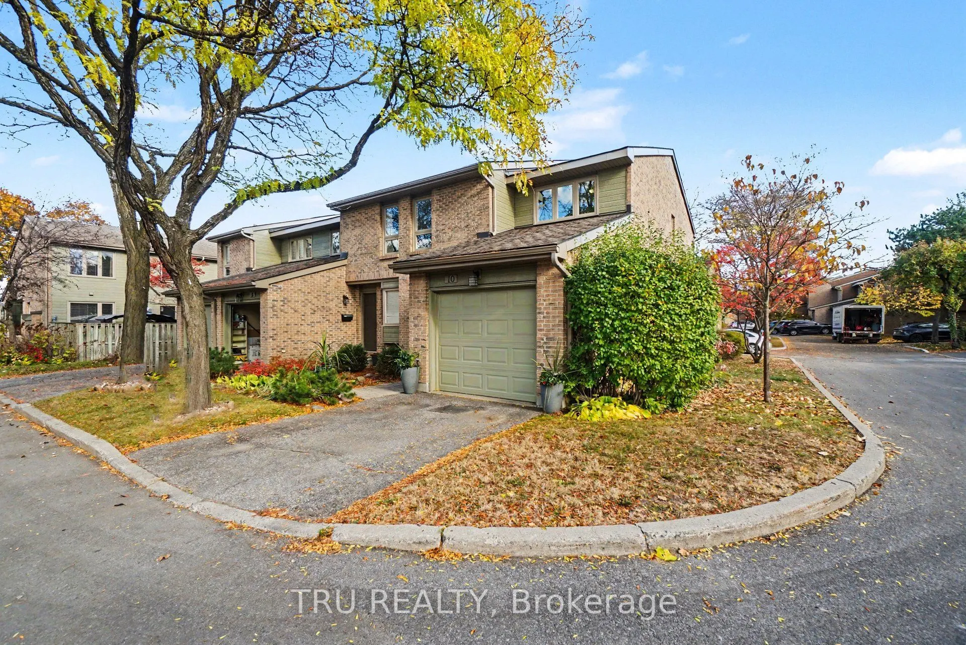 710 Coronation Avenue #10