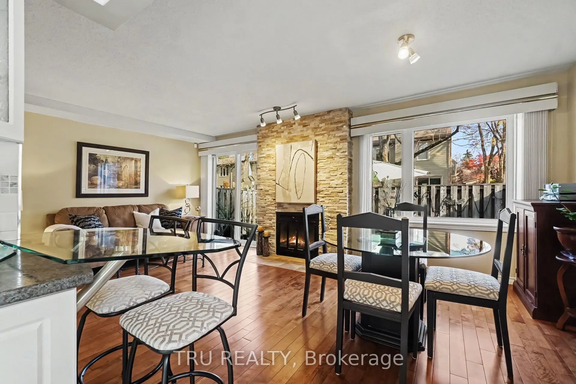710 Coronation Avenue #10