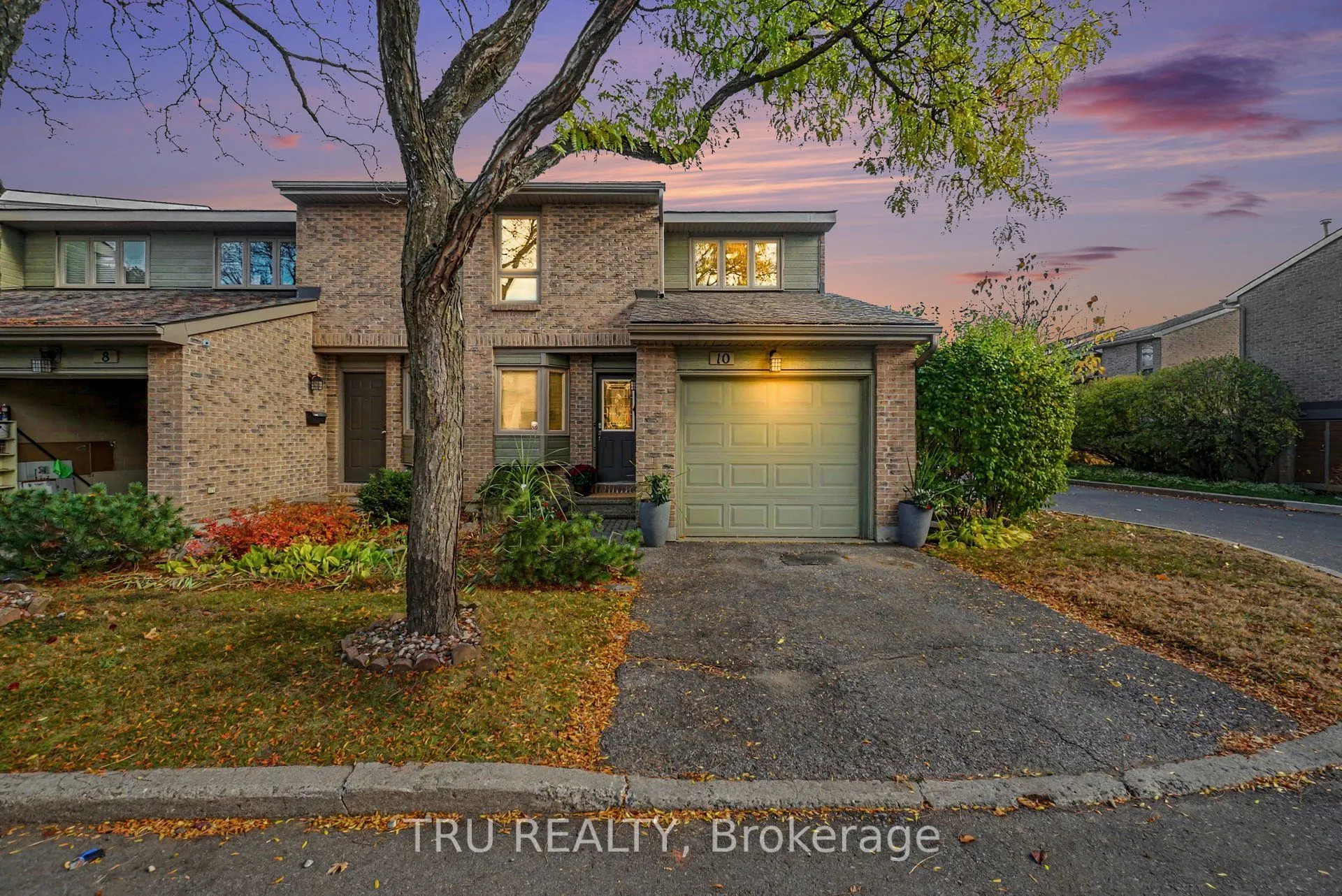 710 Coronation Avenue #10