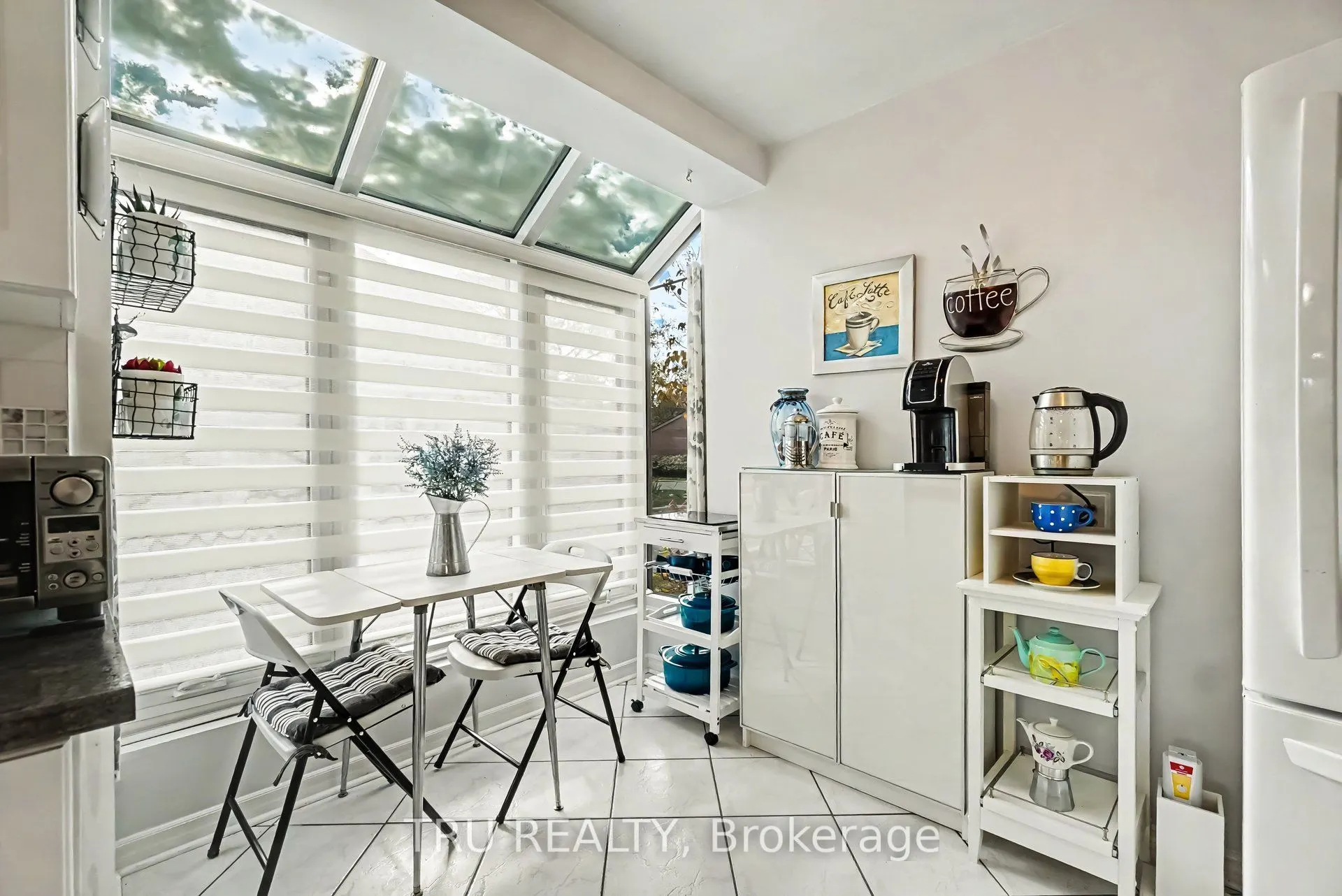 710 Coronation Avenue #10