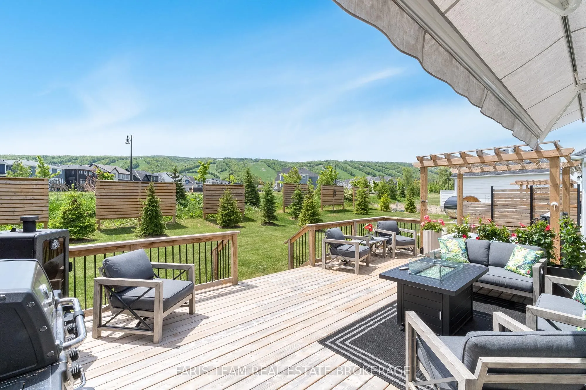 107 Stillwater Crescent