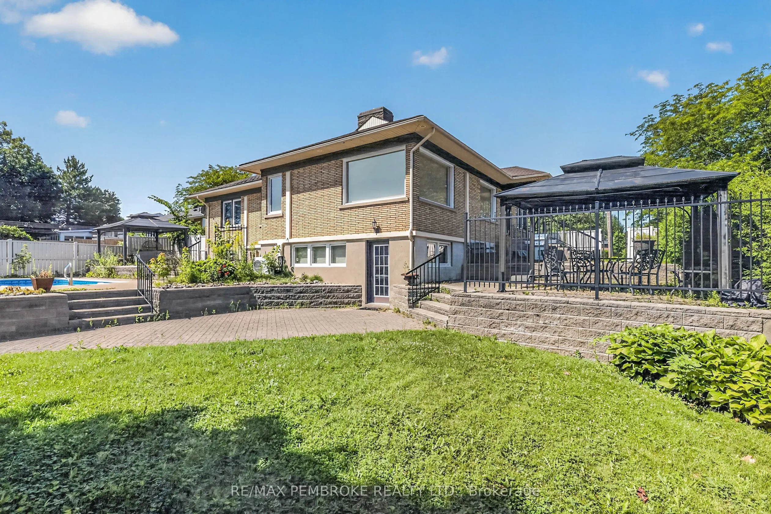 235 Broadview Drive