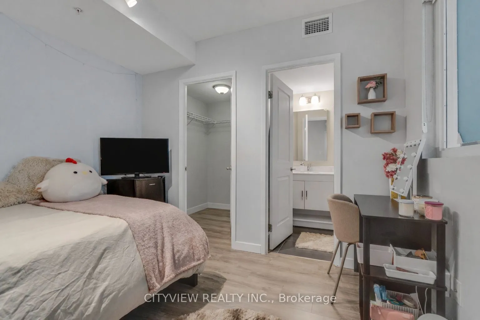 1291 Gordon Street #414
