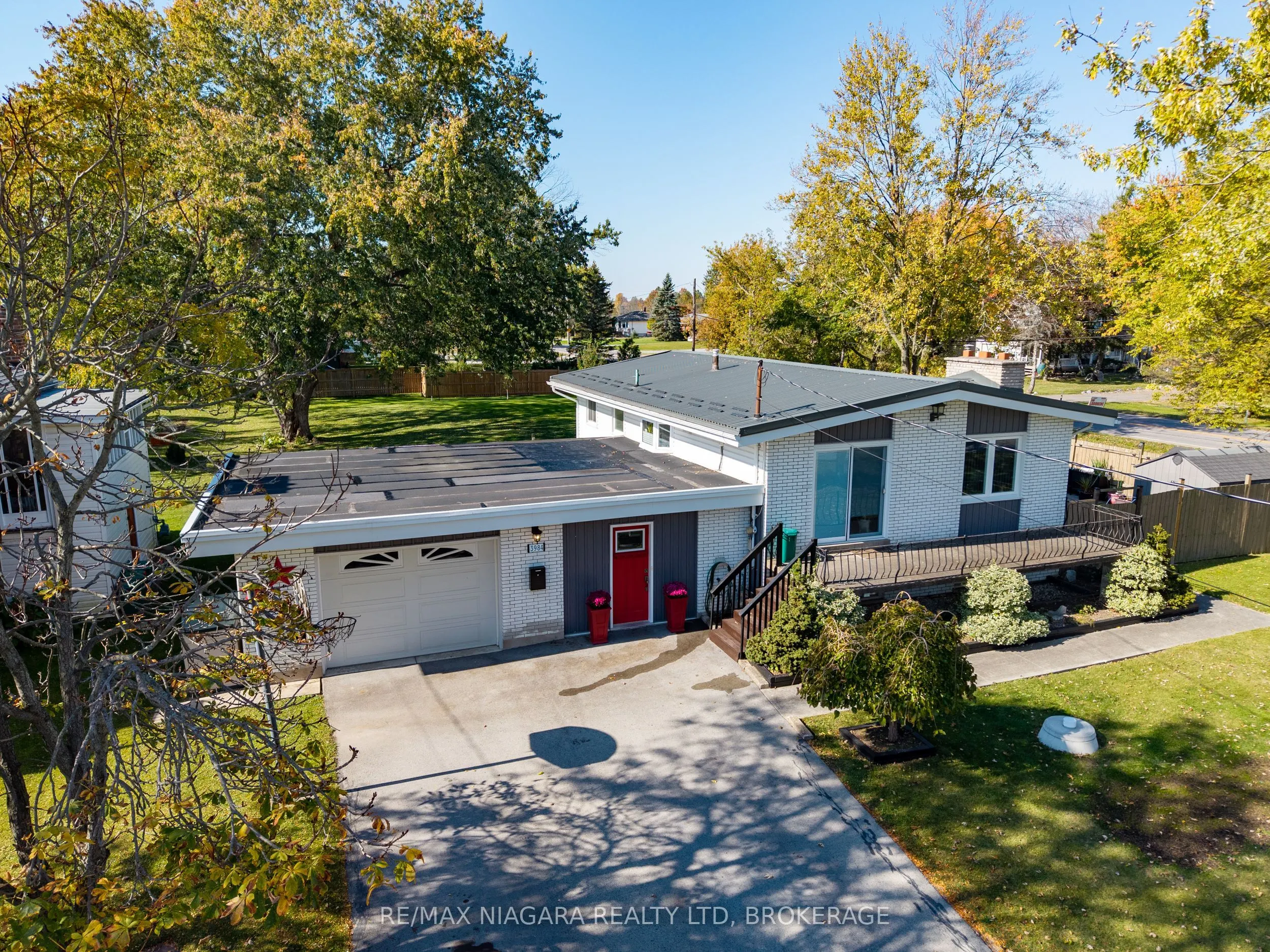 3984 Elm Street