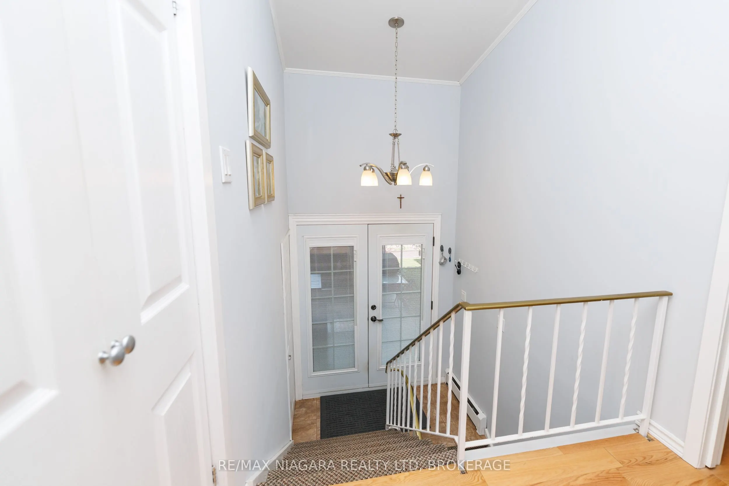 3984 Elm Street