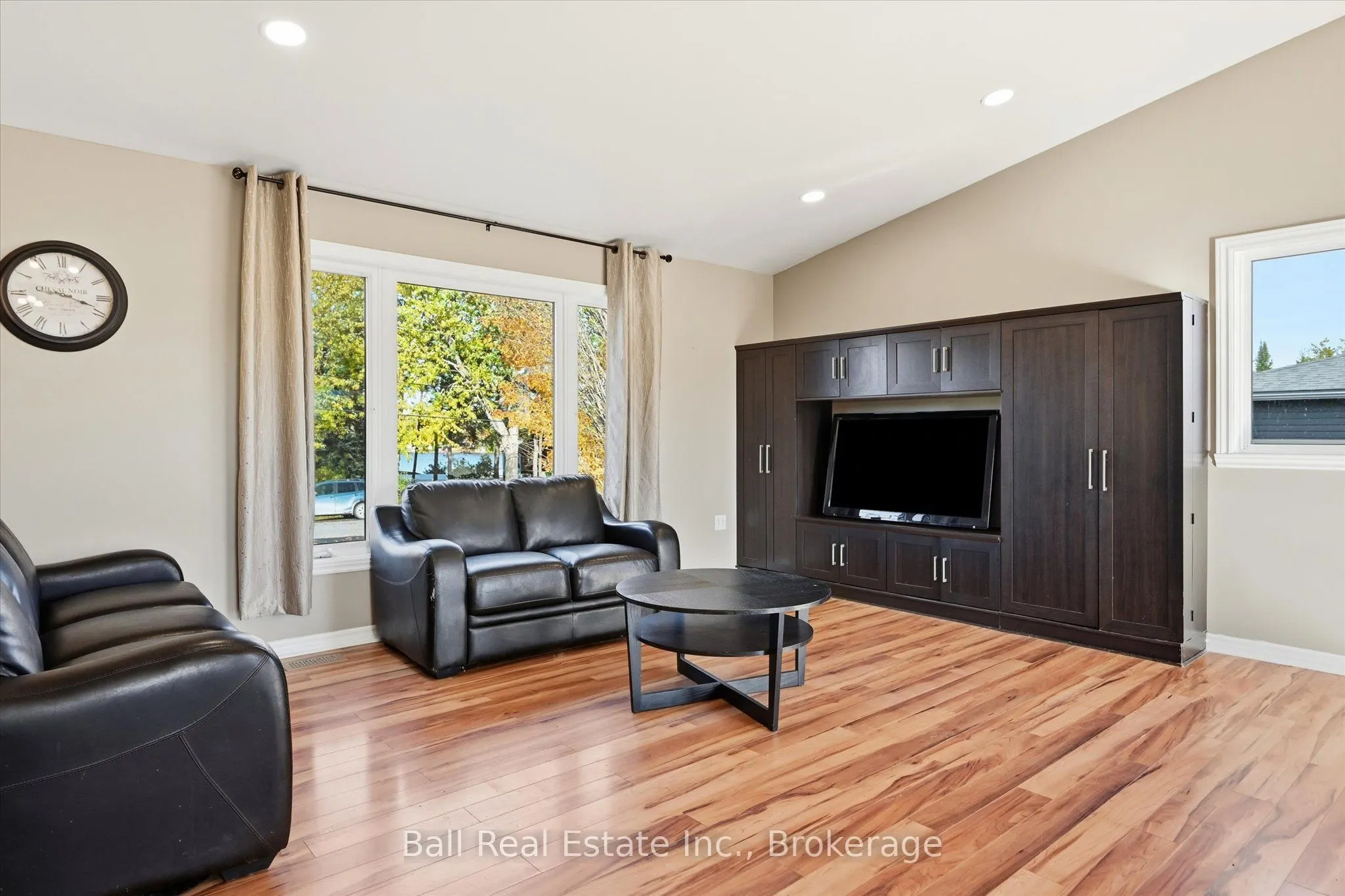 323 Cadigan Road