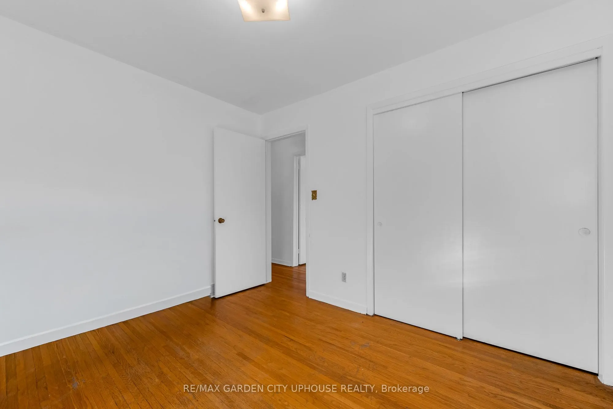 3083 PORTAGE Road #MAIN FLOOR