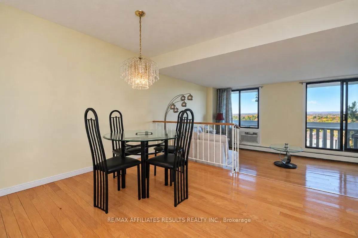 415 Greenview Avenue #408