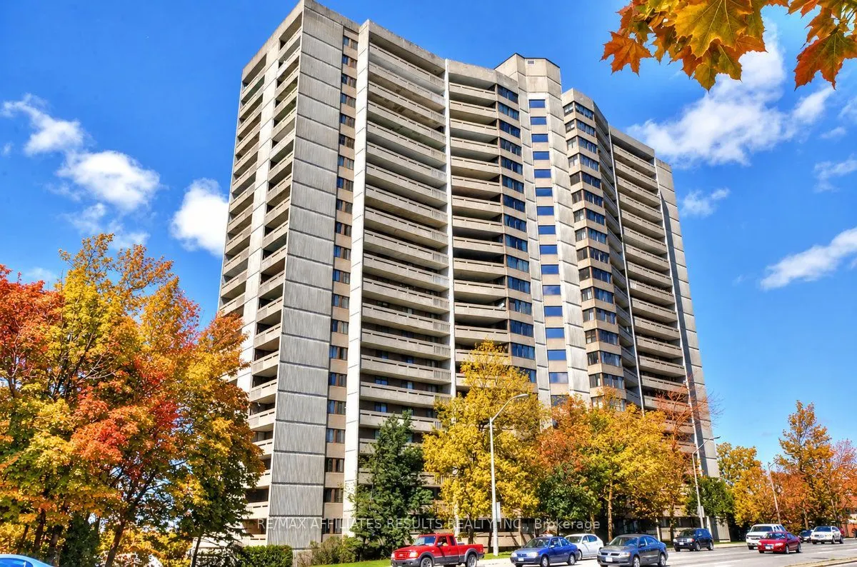 415 Greenview Avenue #408