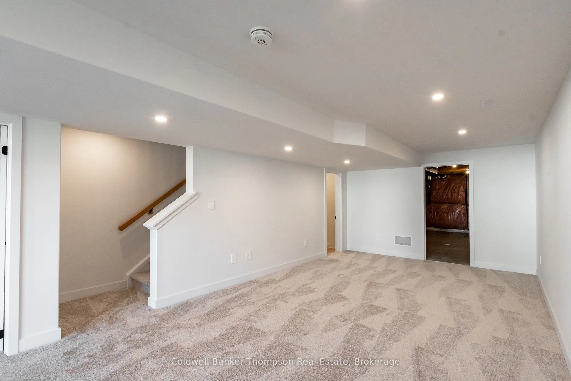 48 Charles Morley Boulevard