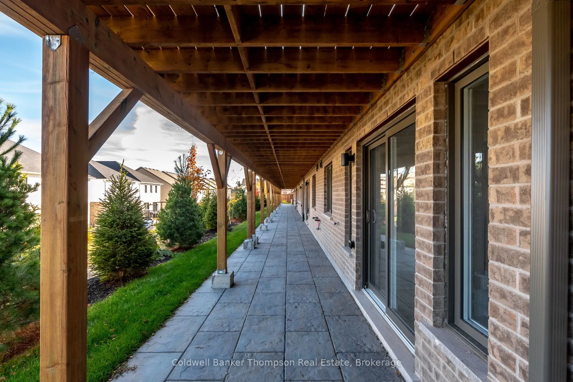 48 Charles Morley Boulevard