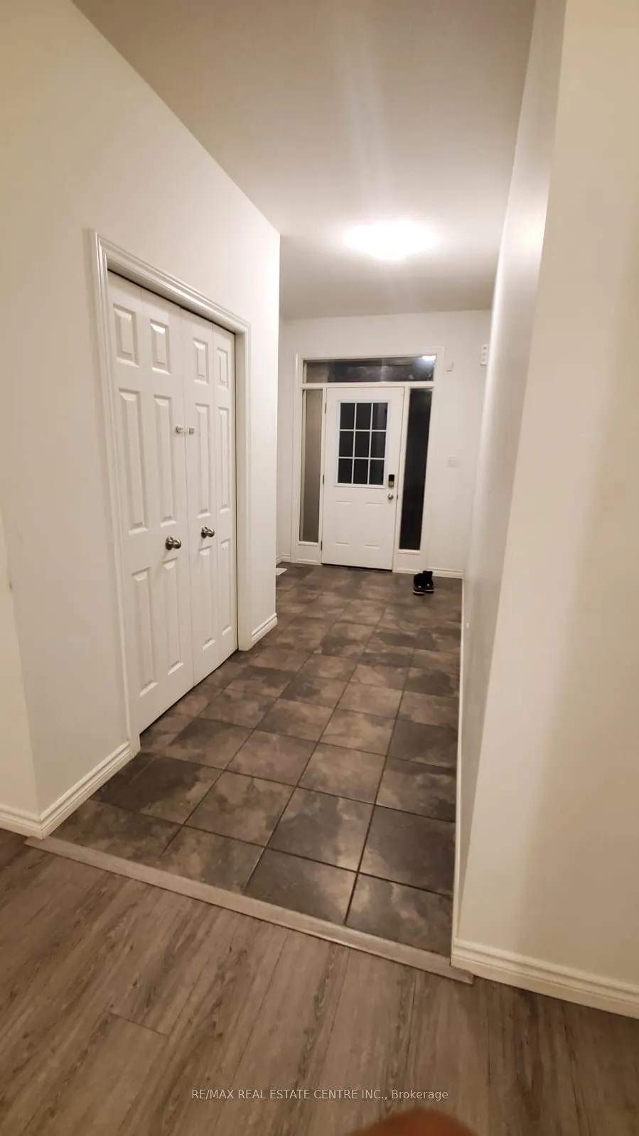 19 Saddlebrook Court