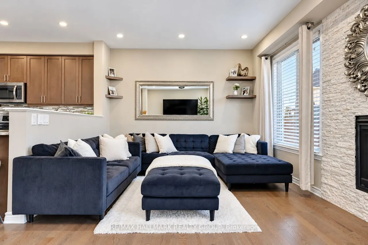 512 Vivera Place