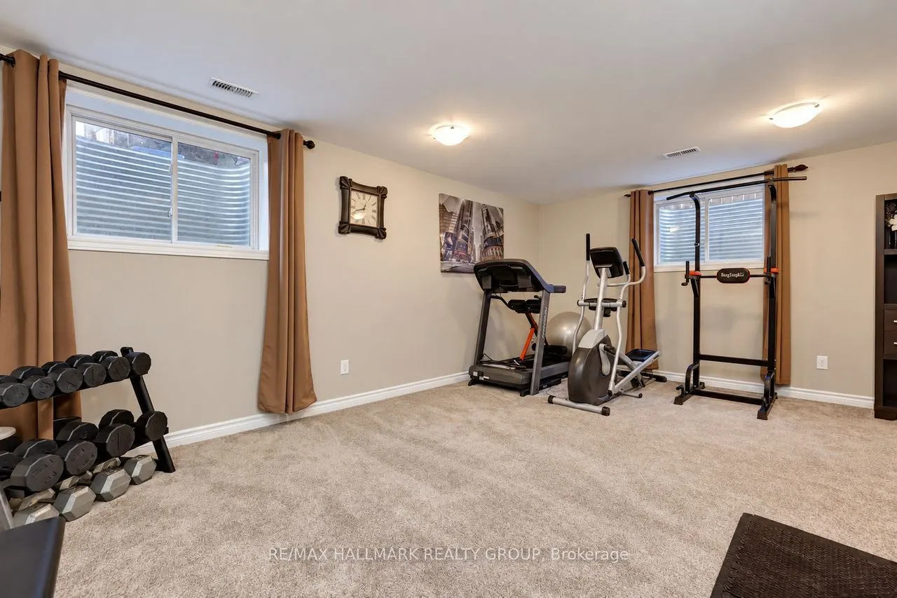 512 Vivera Place