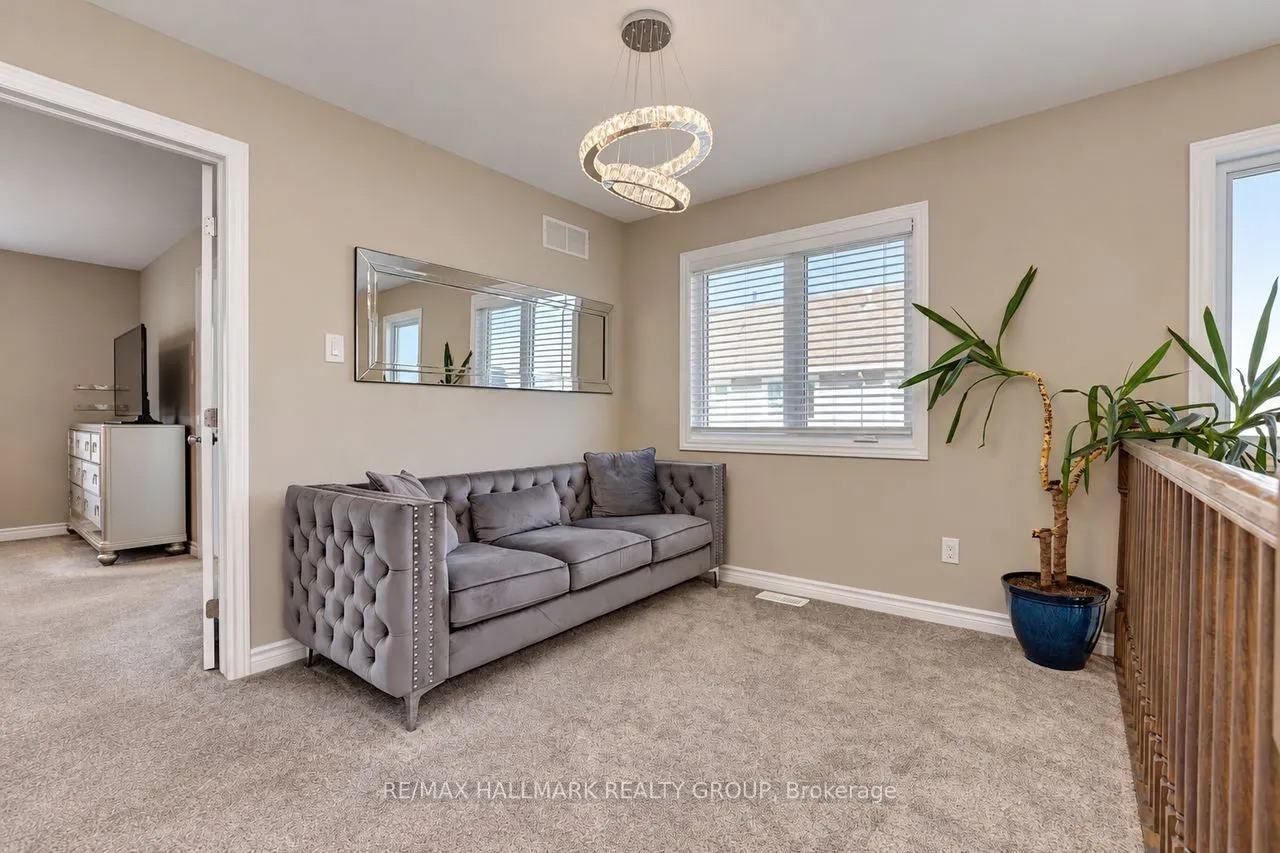 512 Vivera Place
