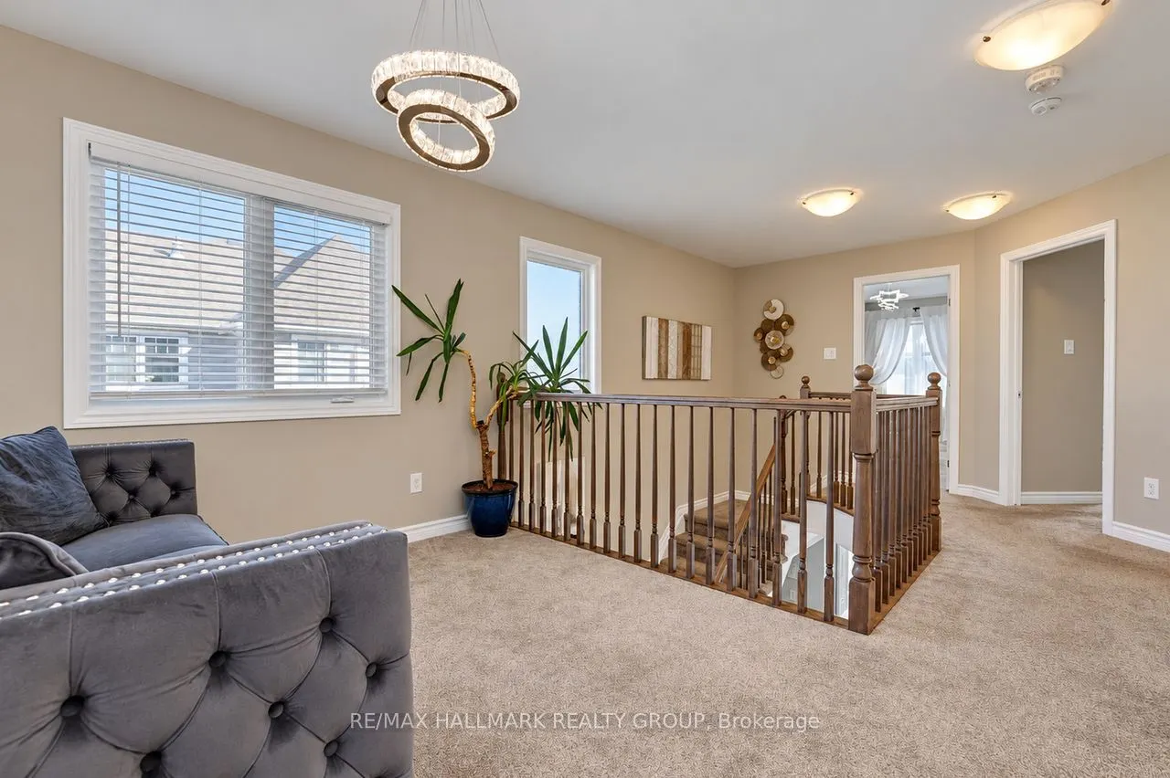 512 Vivera Place