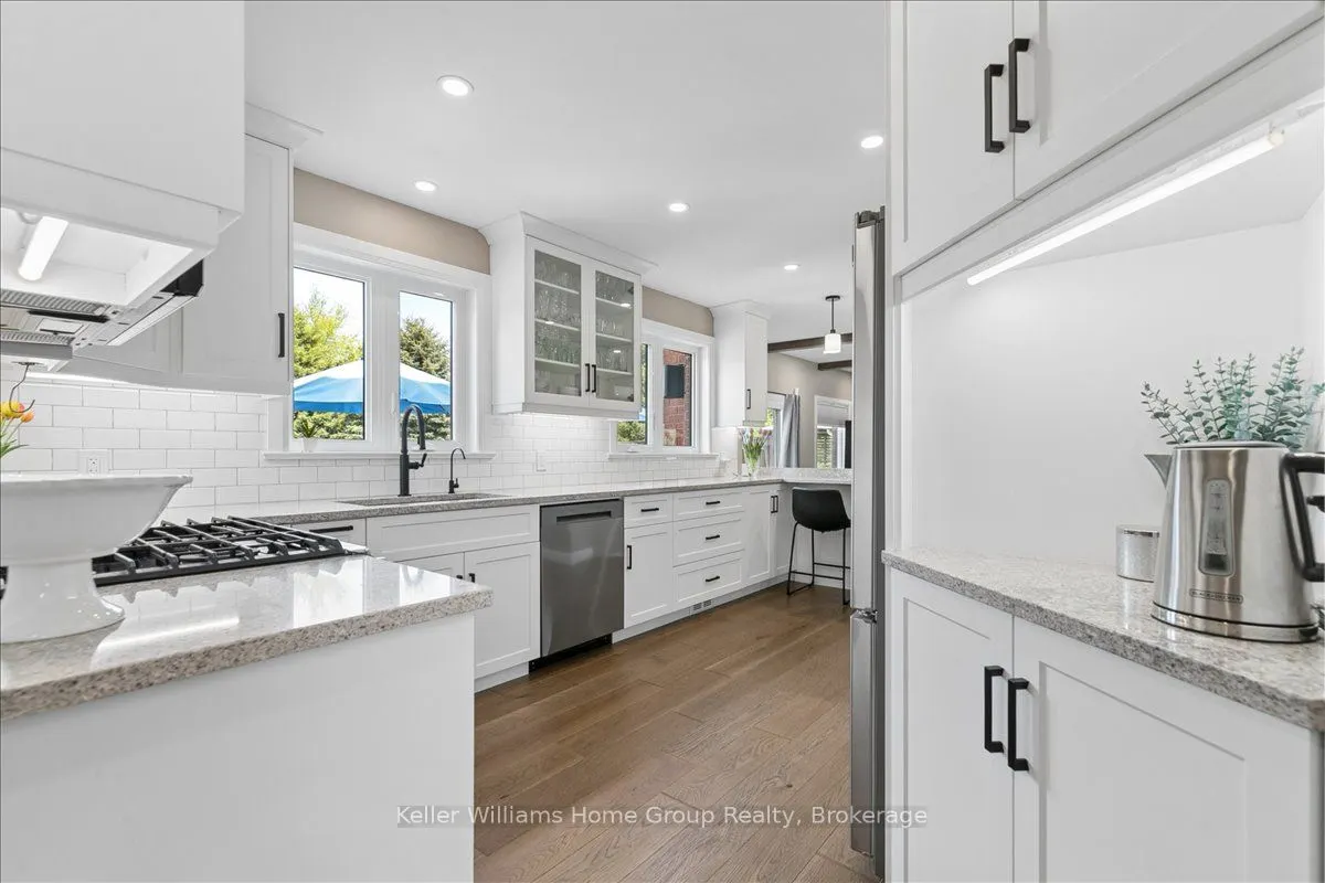 8 Stonefield Drive