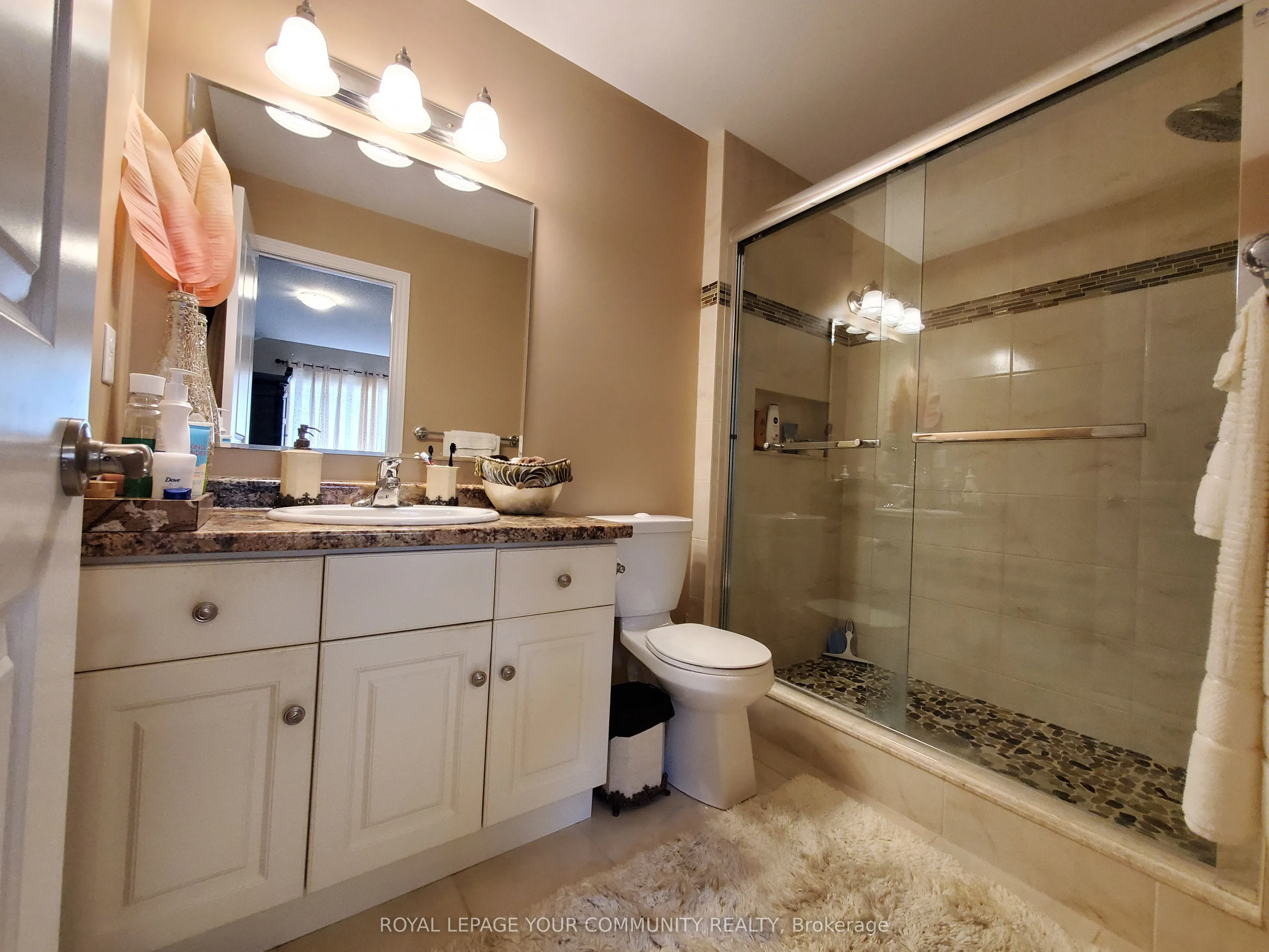 635 Saginaw Parkway #44