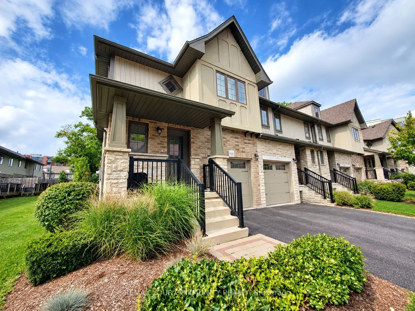 635 Saginaw Parkway #44