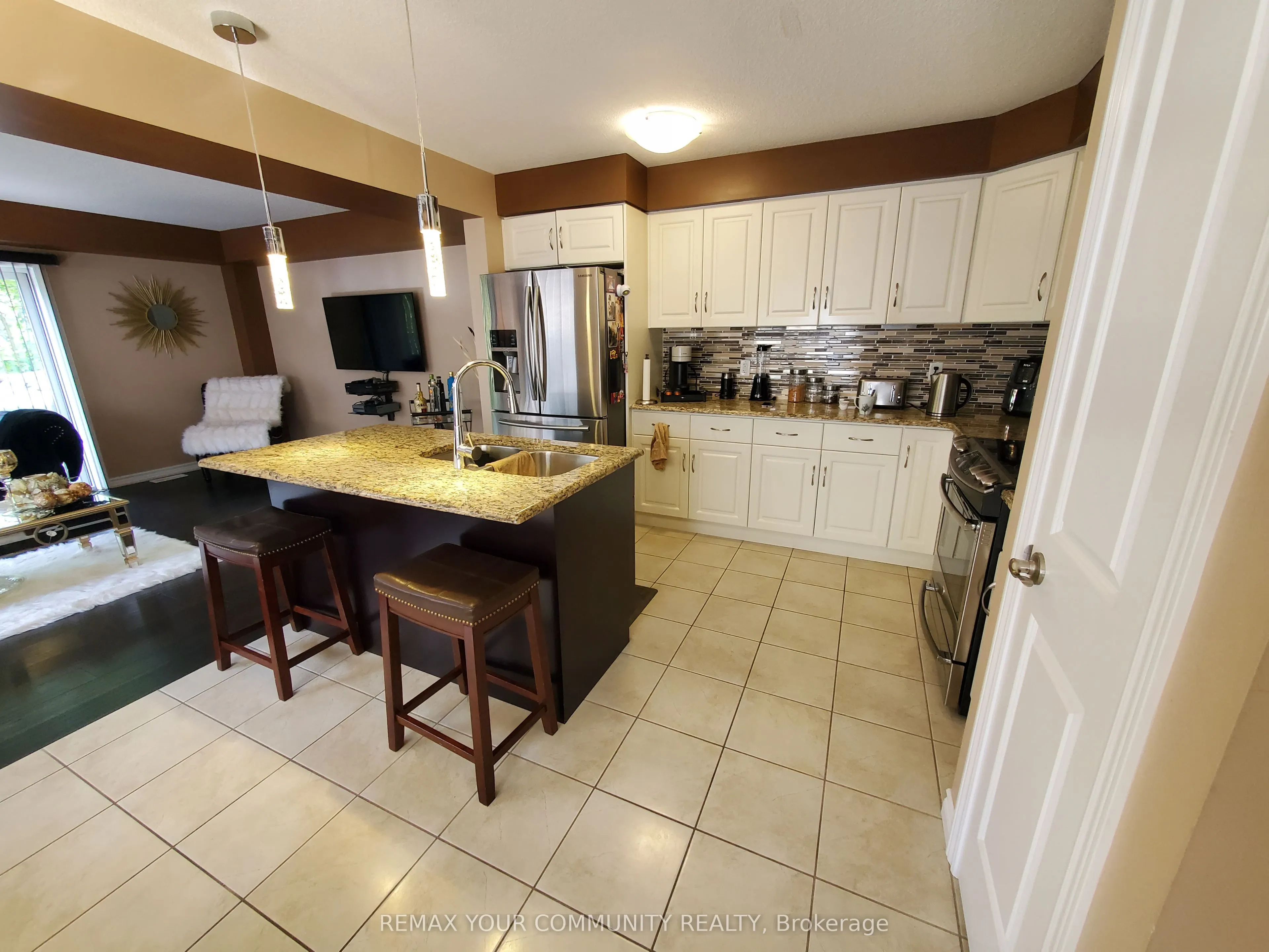 635 Saginaw Parkway #44