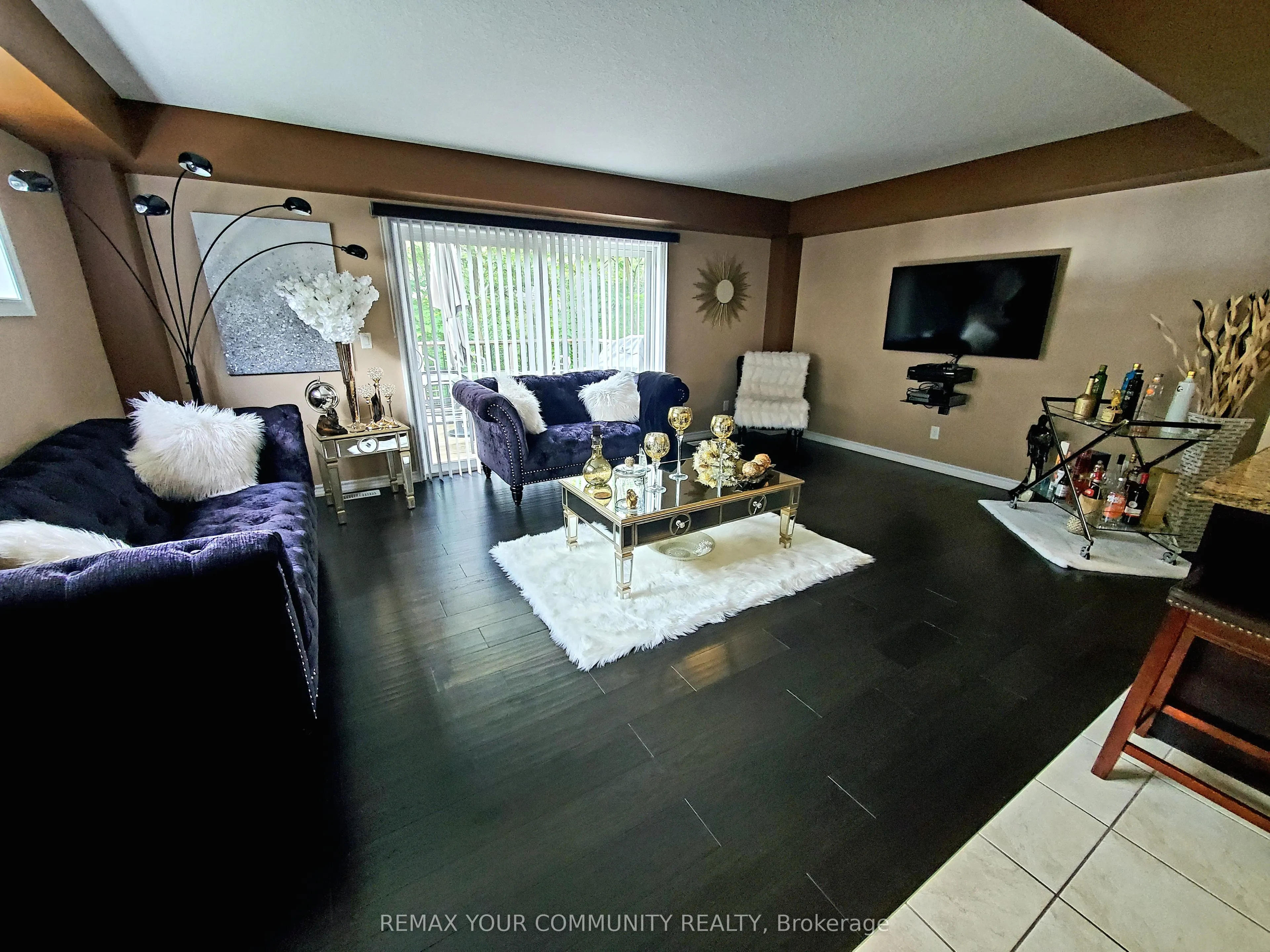 635 Saginaw Parkway #44