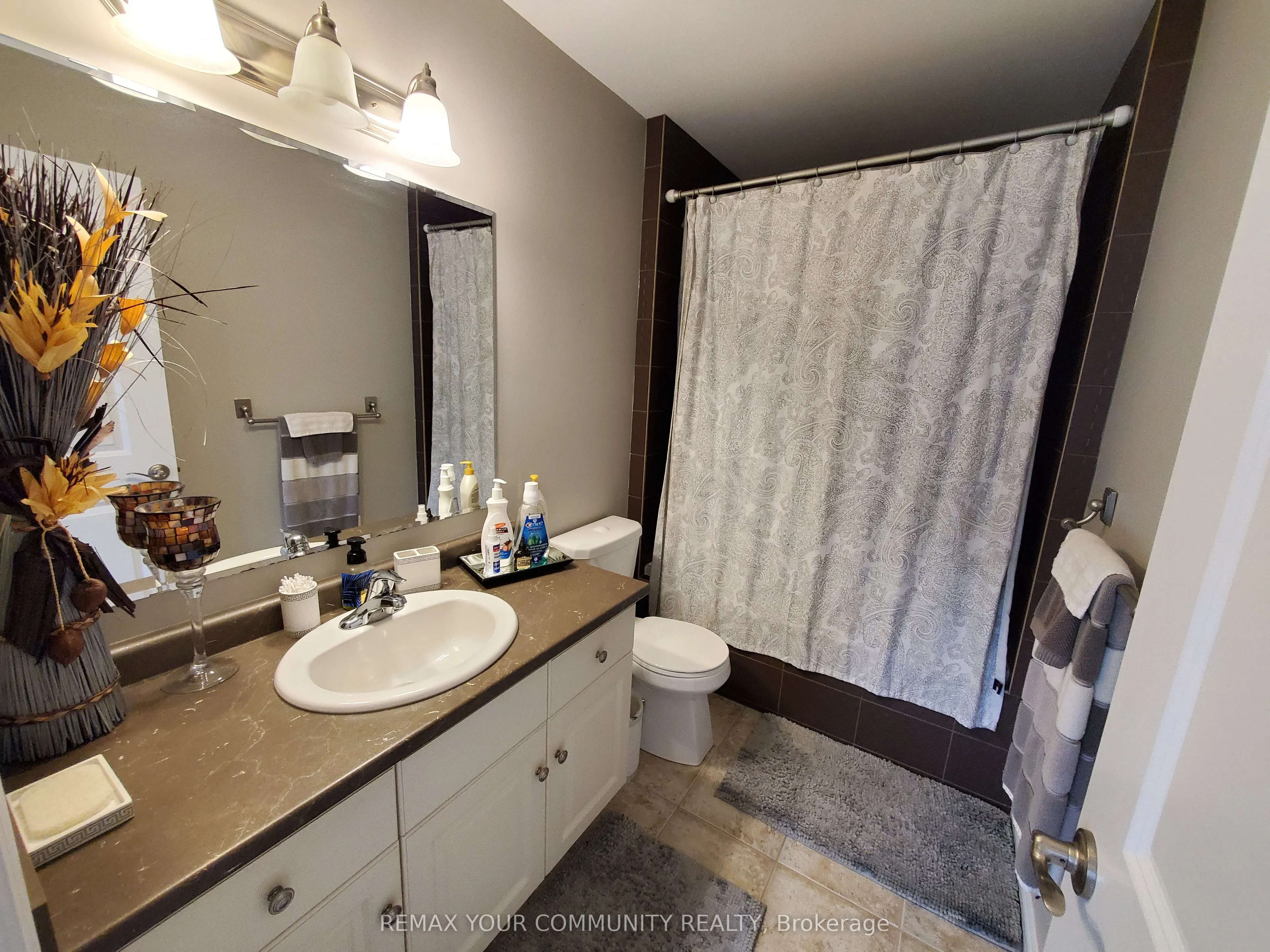 635 Saginaw Parkway #44
