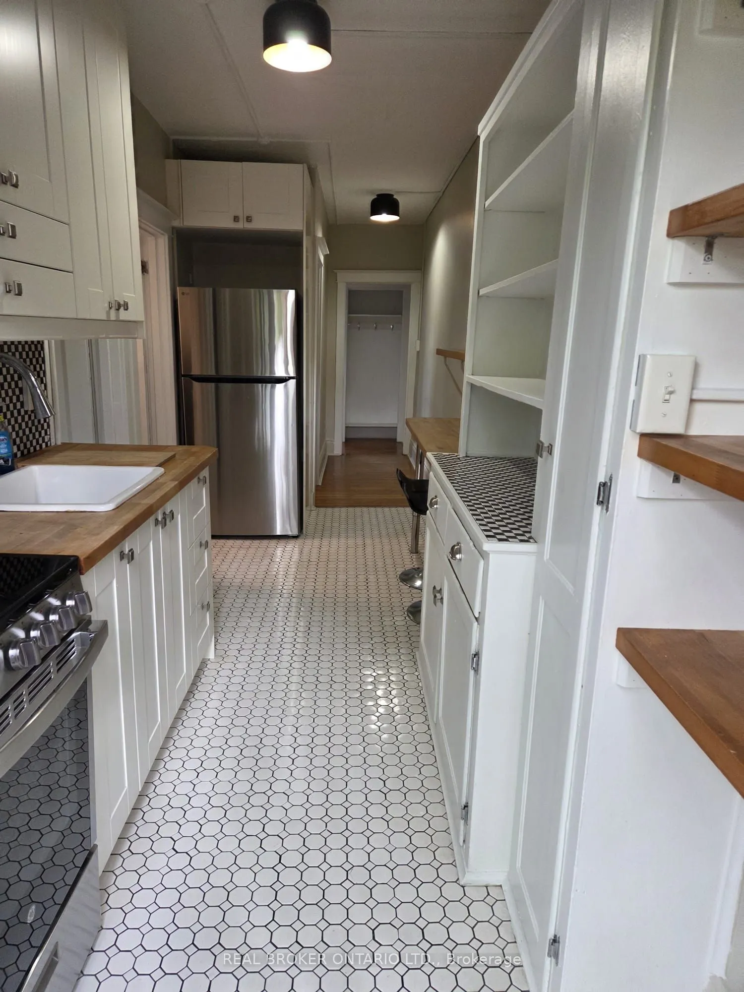 479 Aberdeen Avenue #4