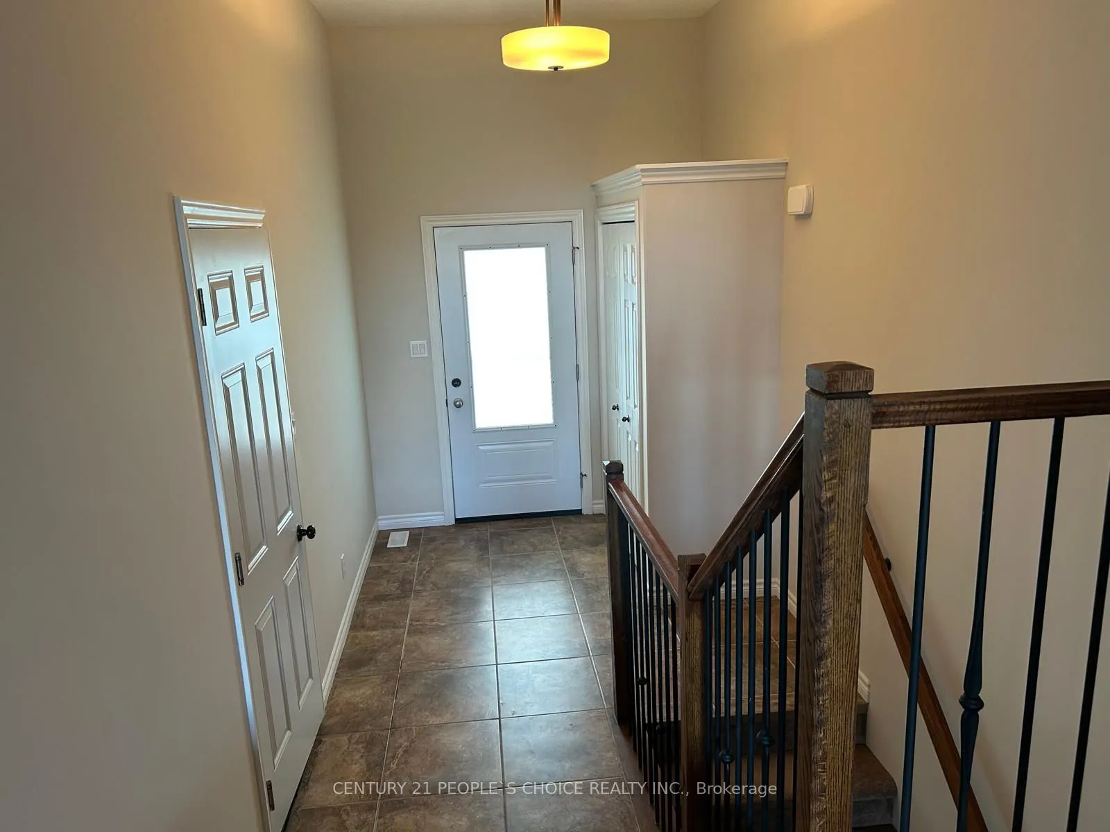 119 Greenhill Lane #Main