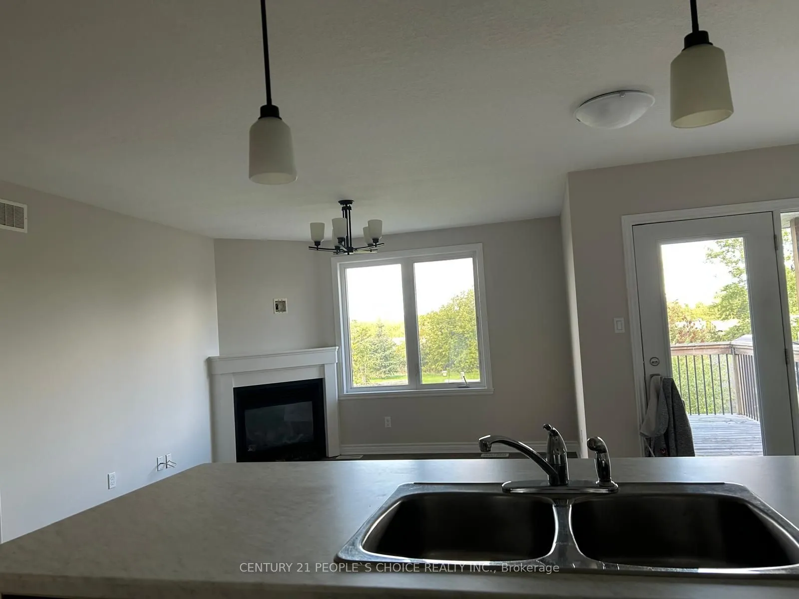 119 Greenhill Lane #Main