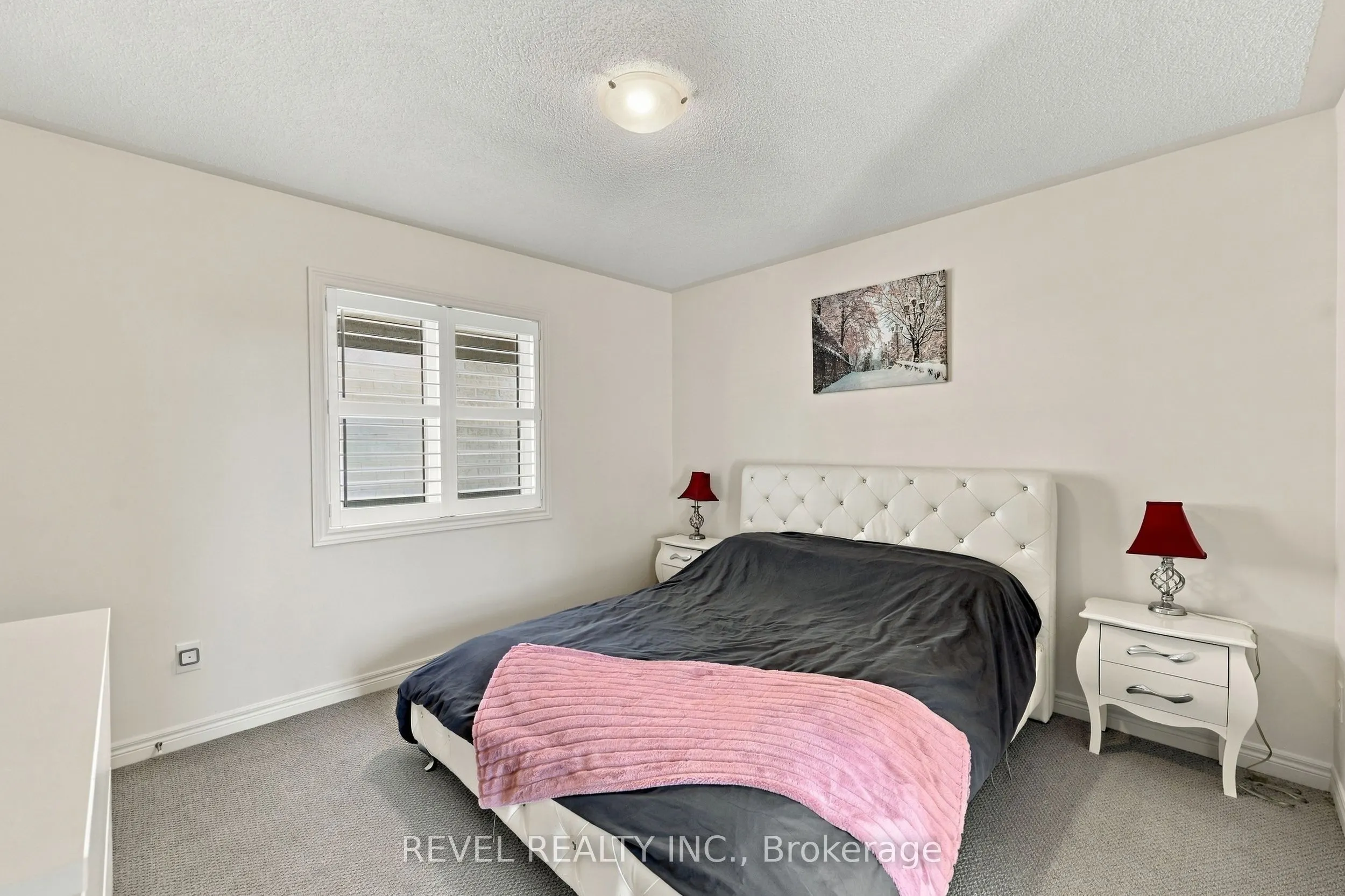 97 Narbonne Crescent