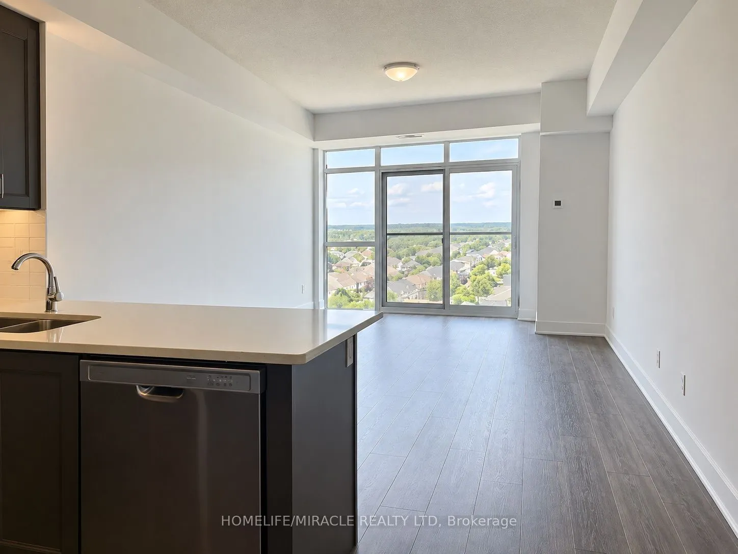 470 Dundas Street E #1104