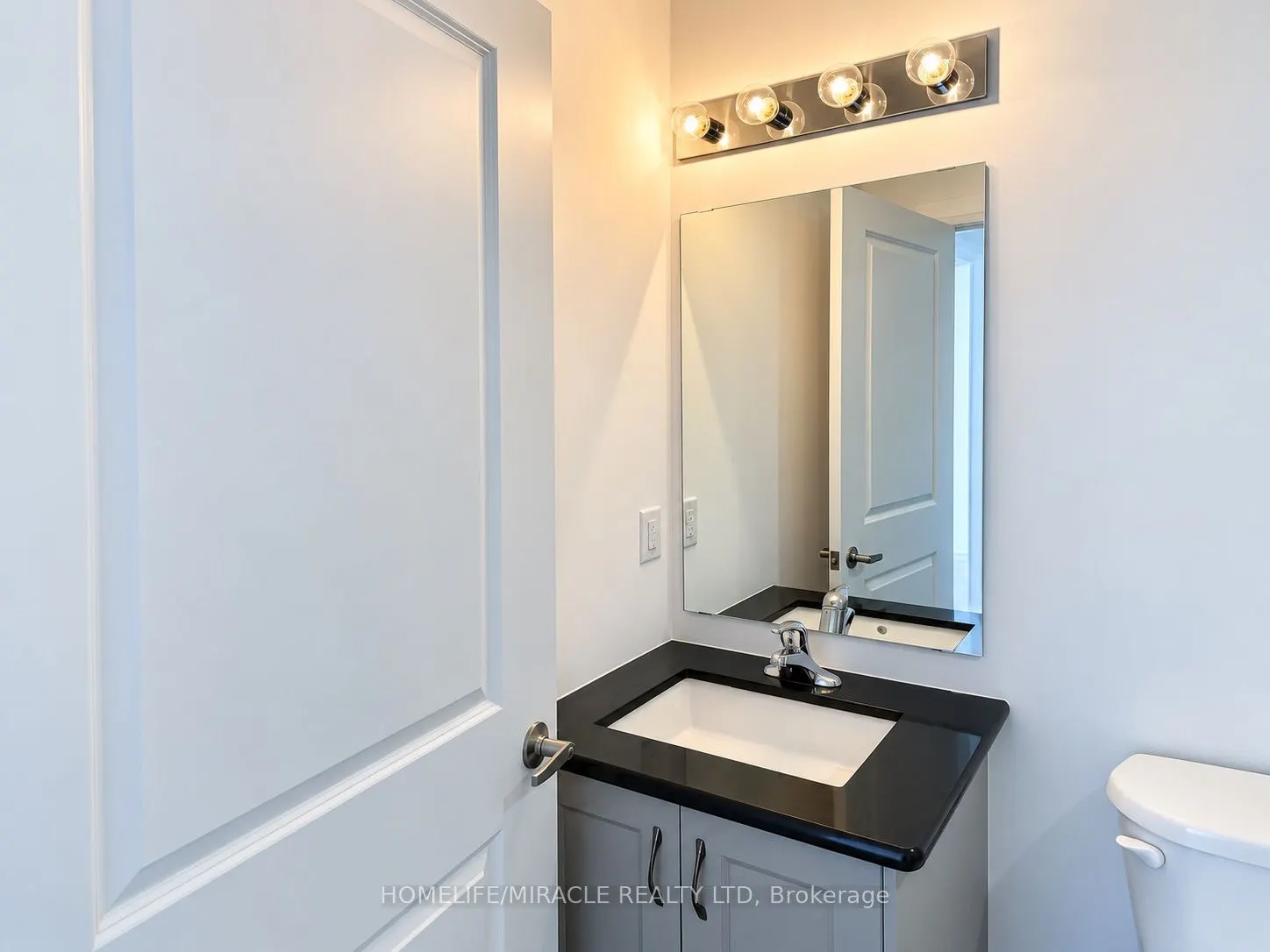 470 Dundas Street E #1104