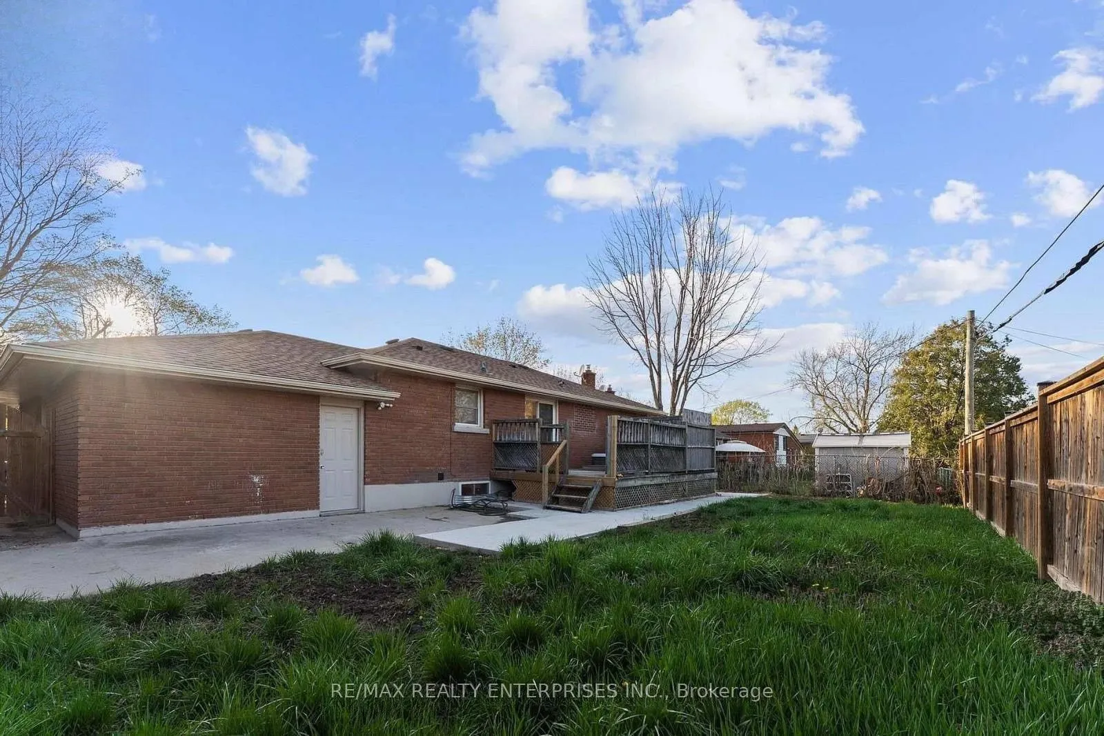 60 Wakelin Terrace #Lower - 1 Bedroom