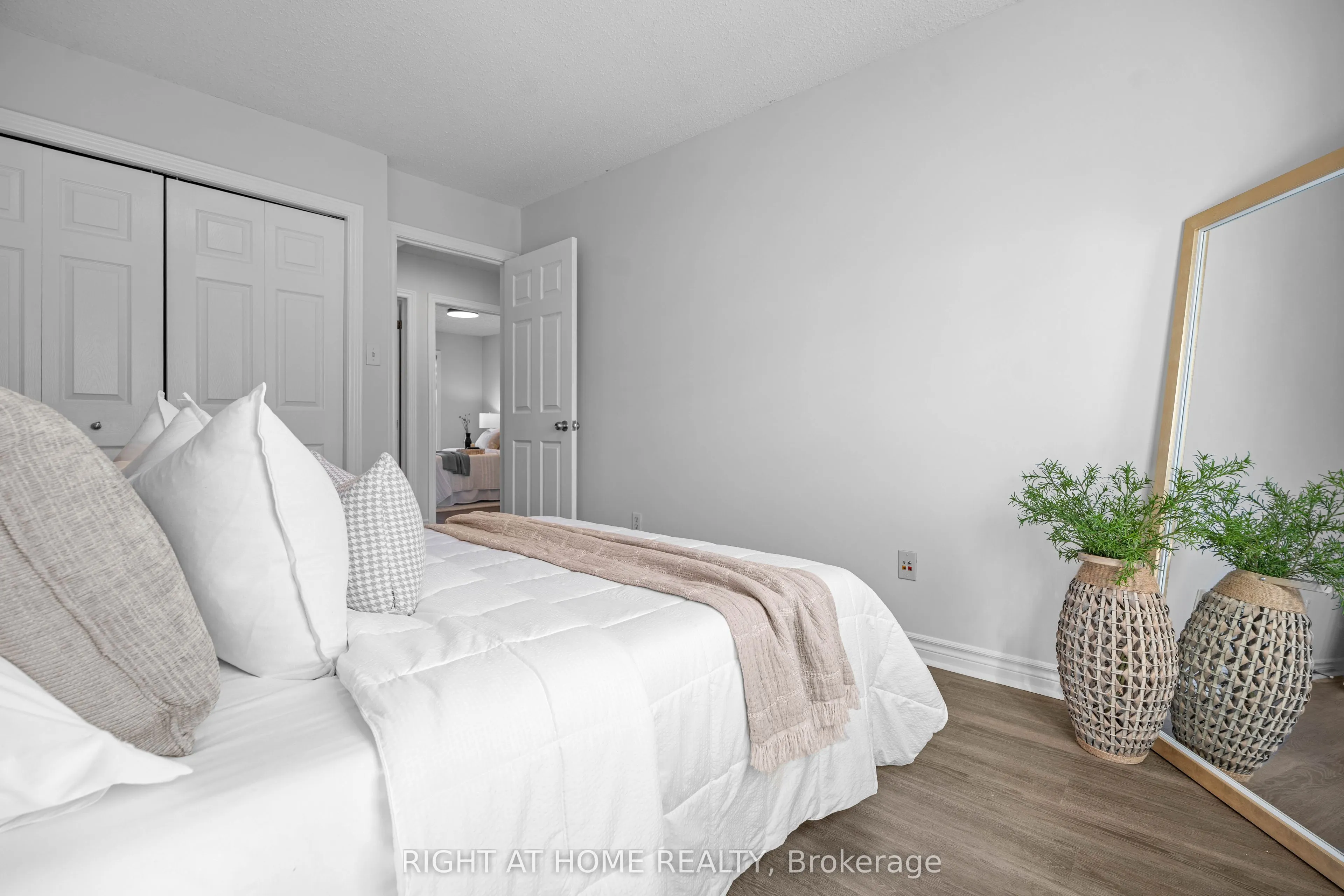600 Sarnia Road #31