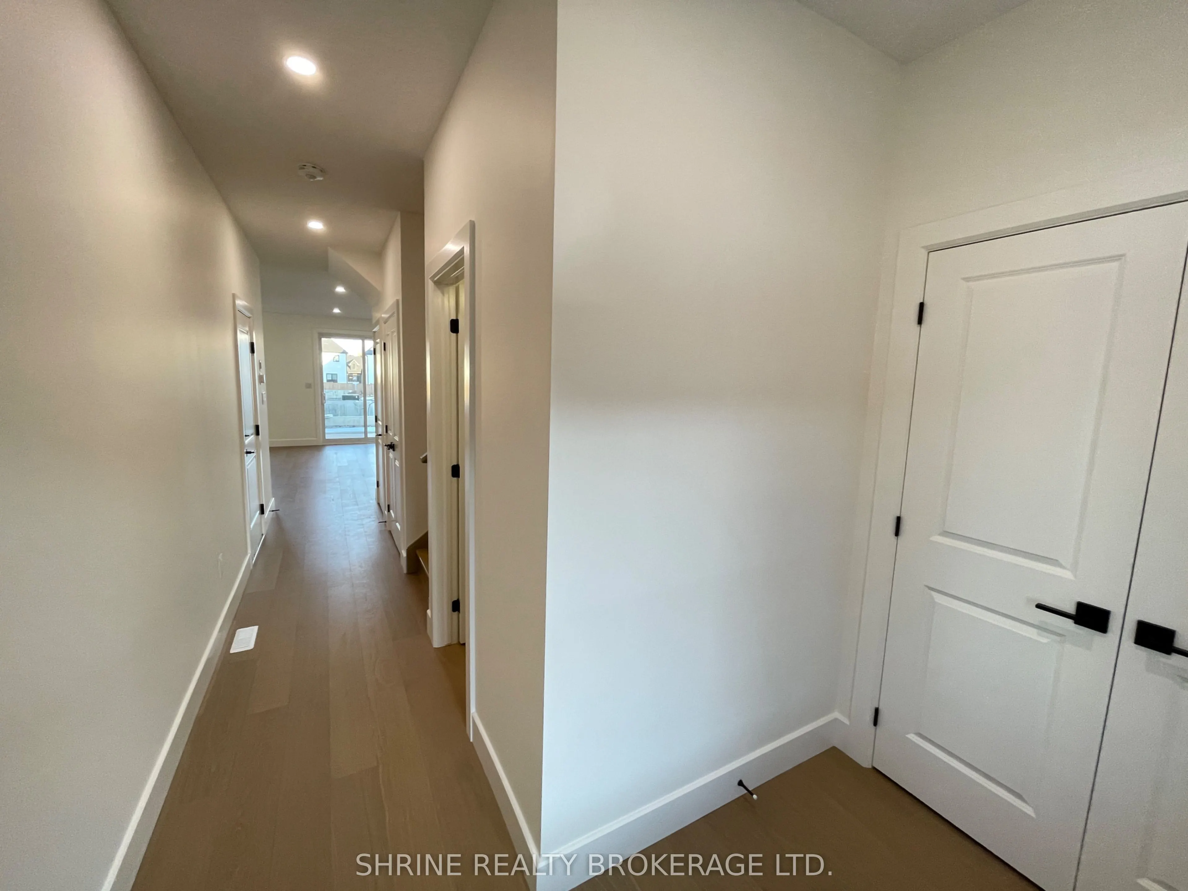 147 Scotts Avenue #24