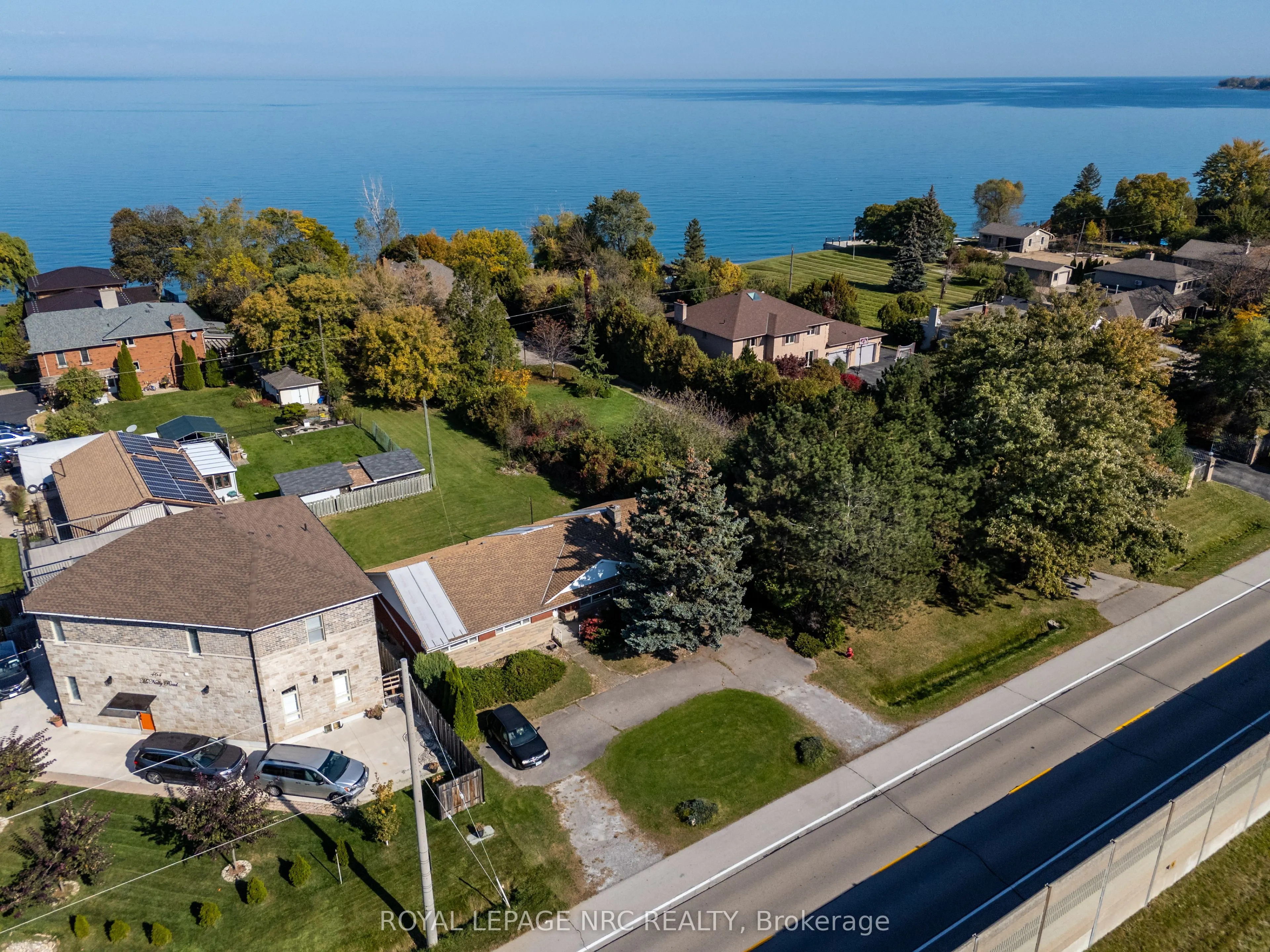 1023 North Service Road