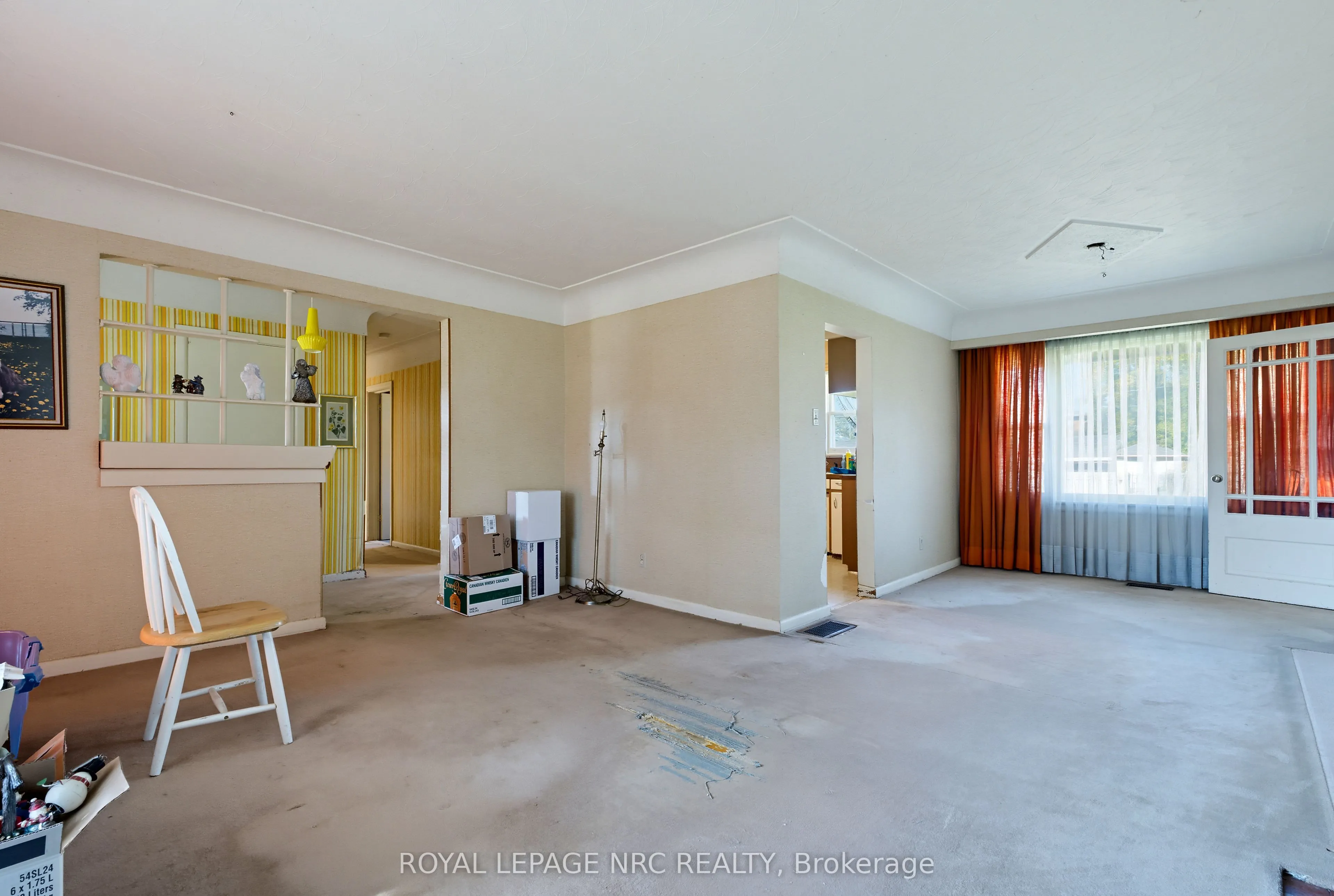 1023 North Service Road