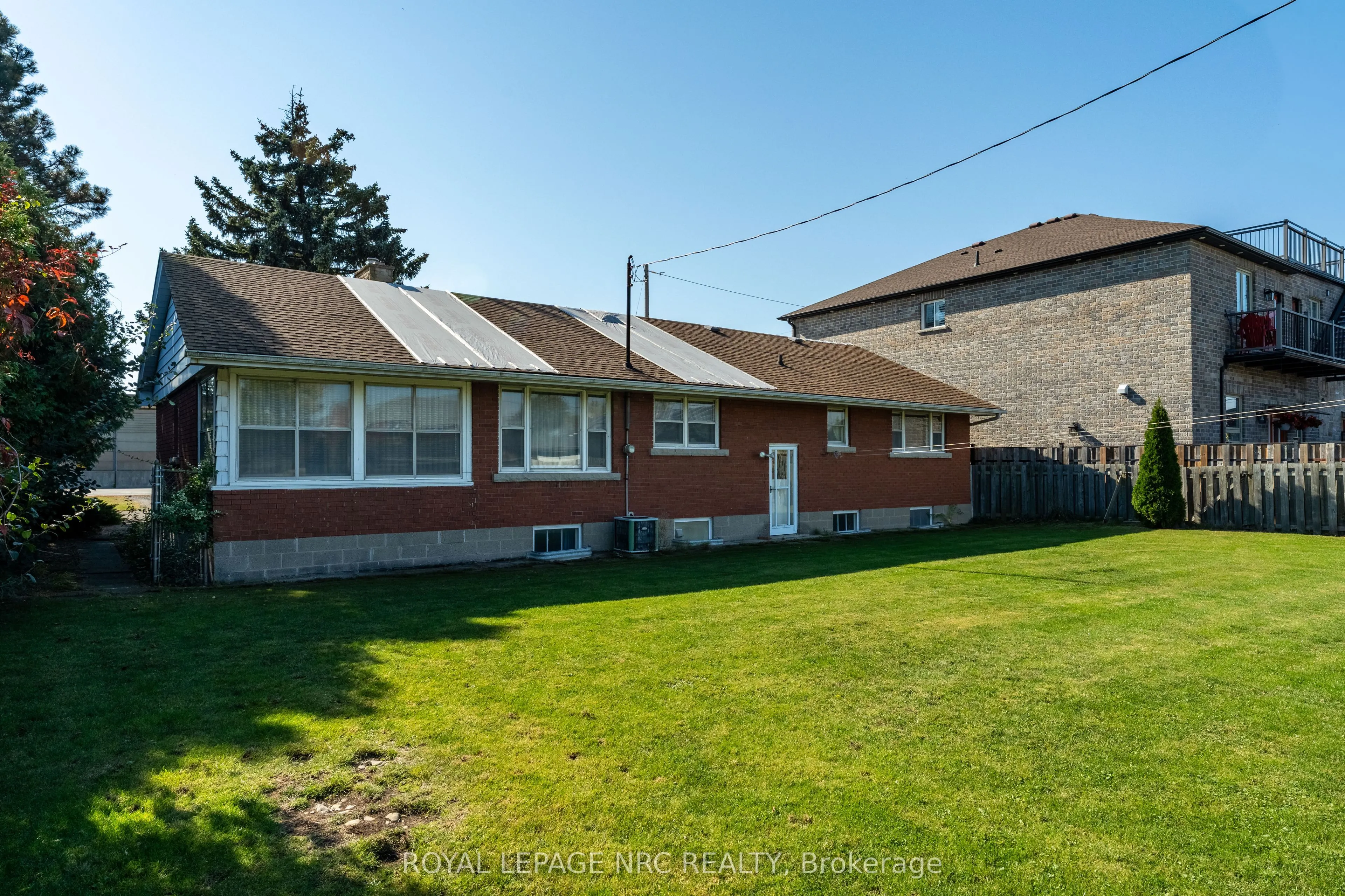 1023 North Service Road
