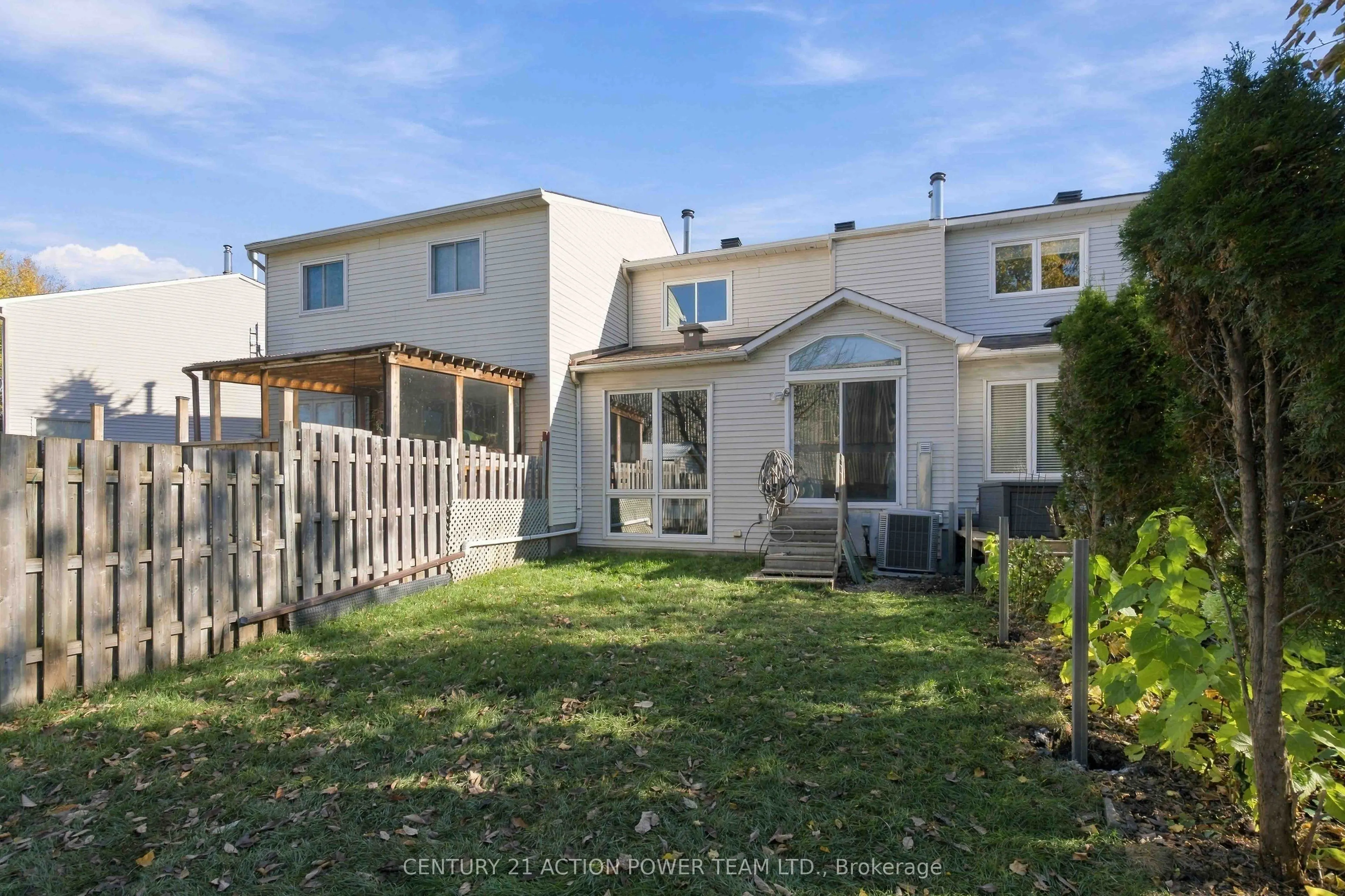 605 Latour Crescent