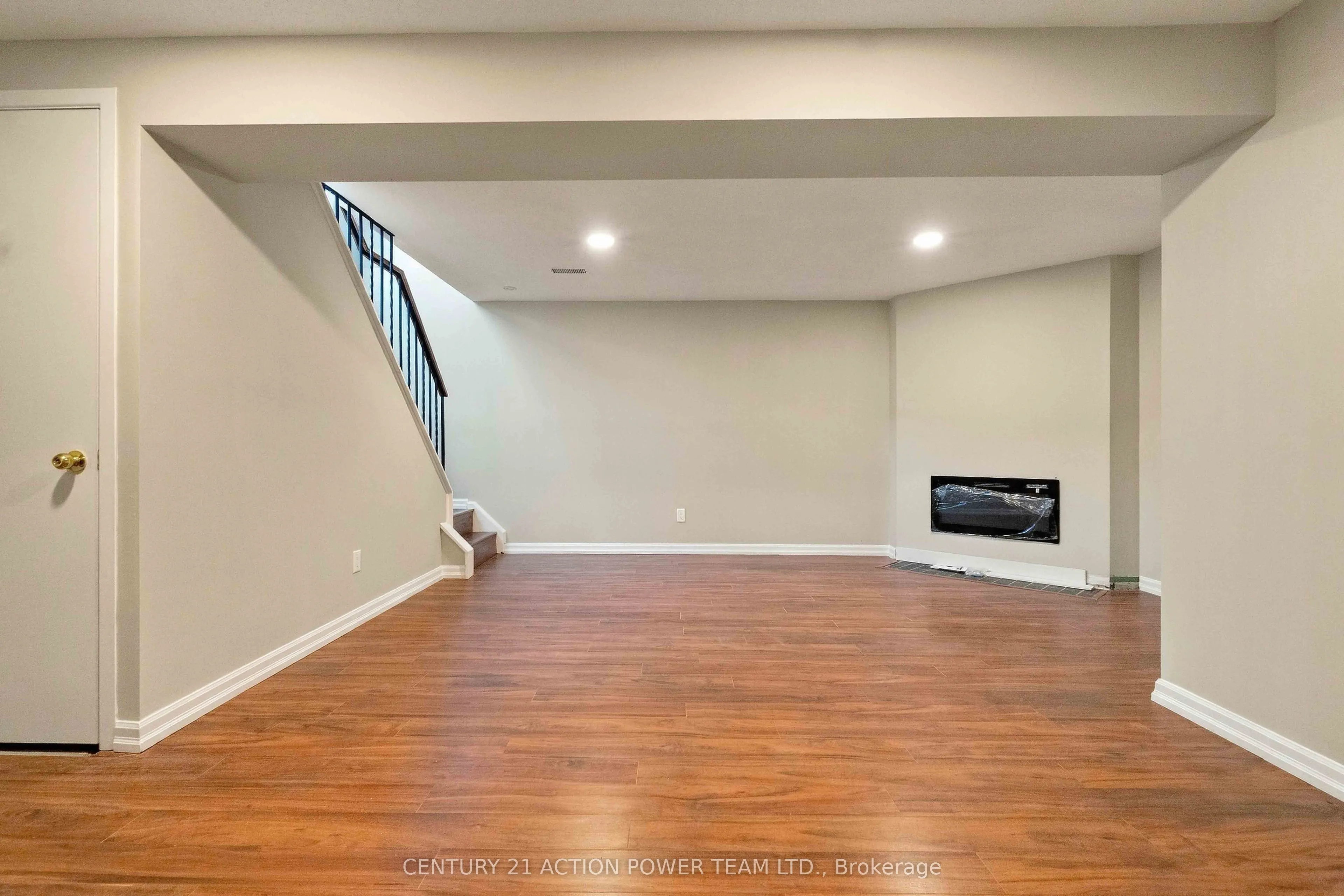 605 Latour Crescent