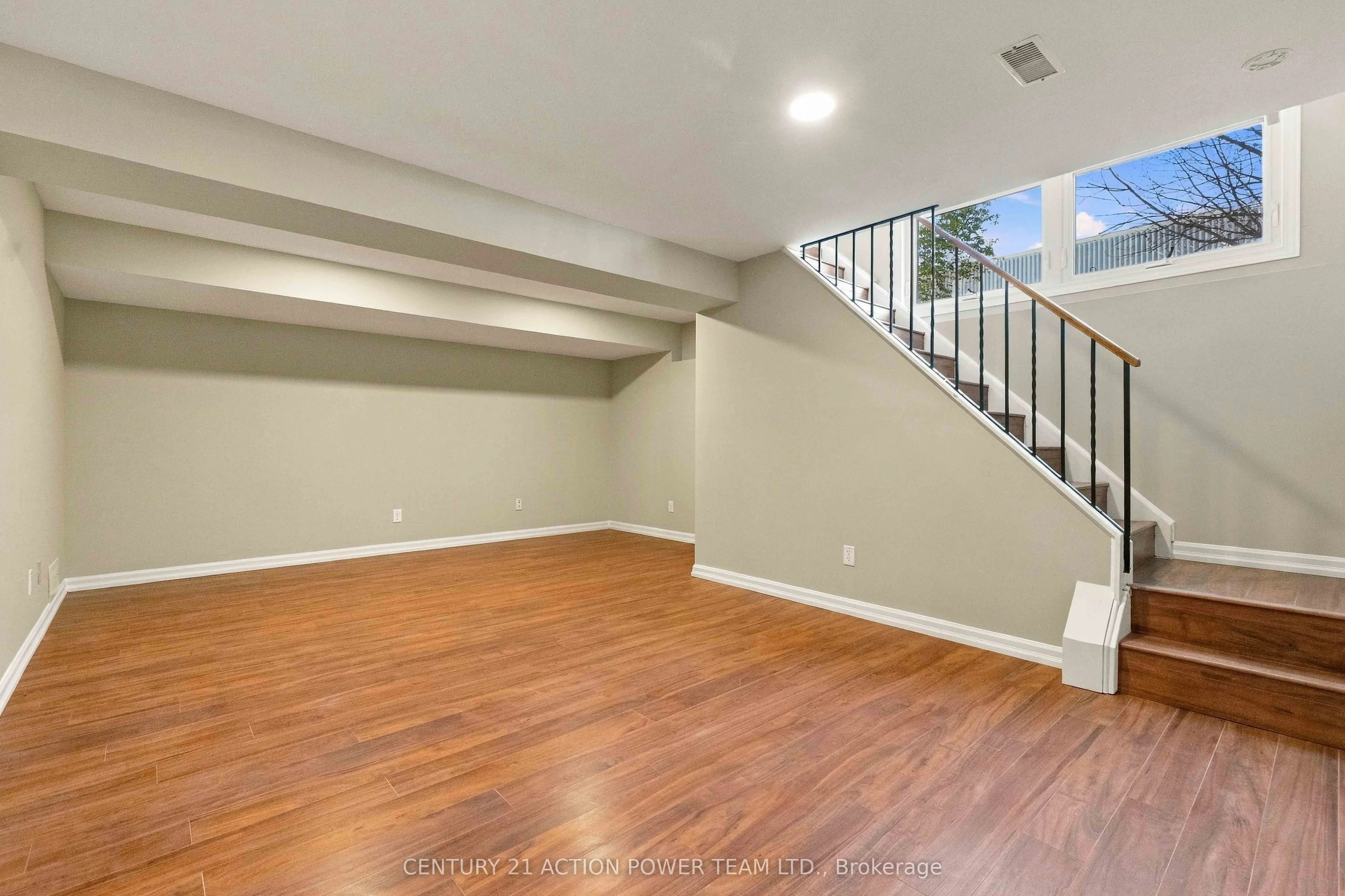 605 Latour Crescent