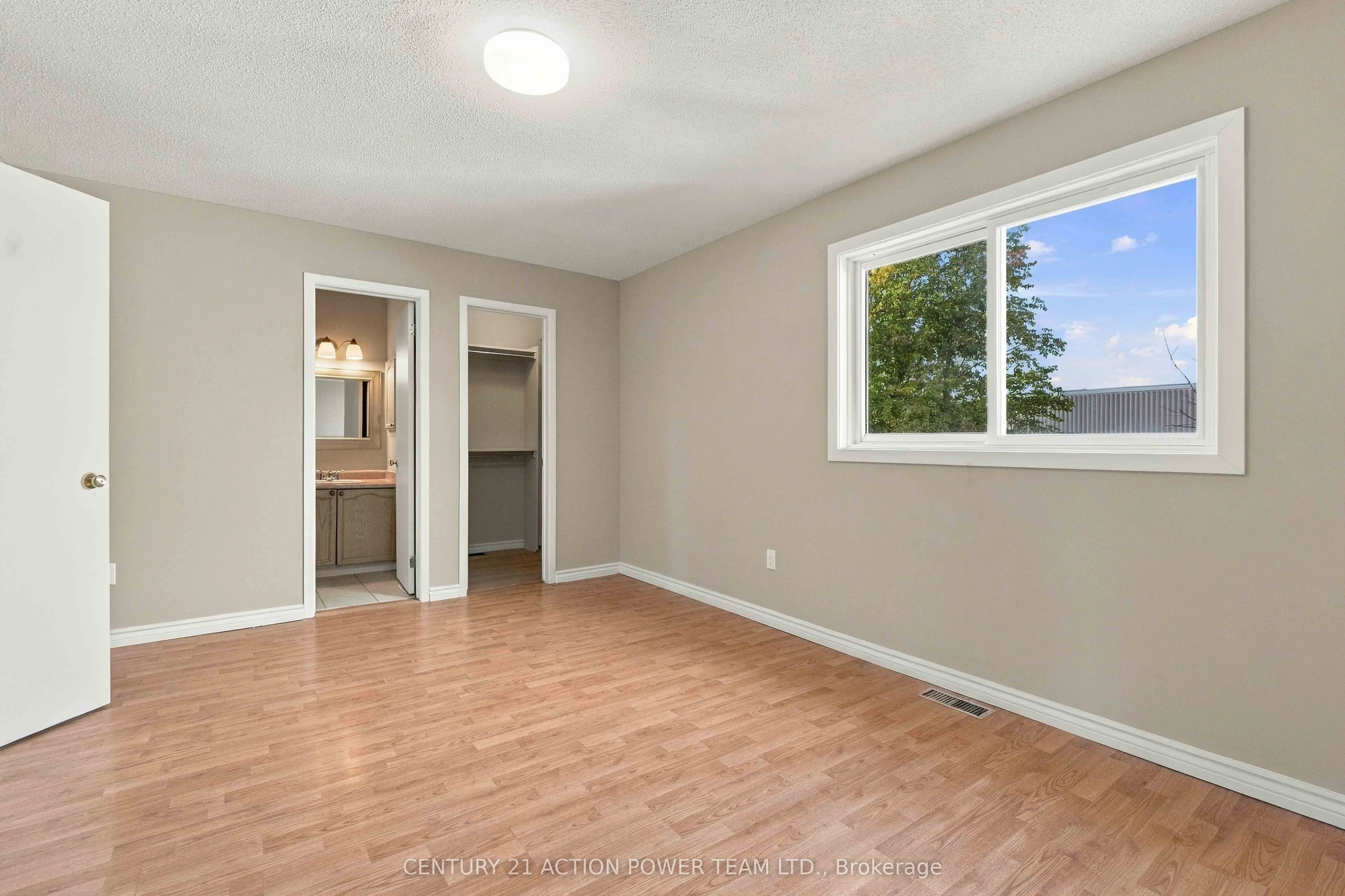 605 Latour Crescent