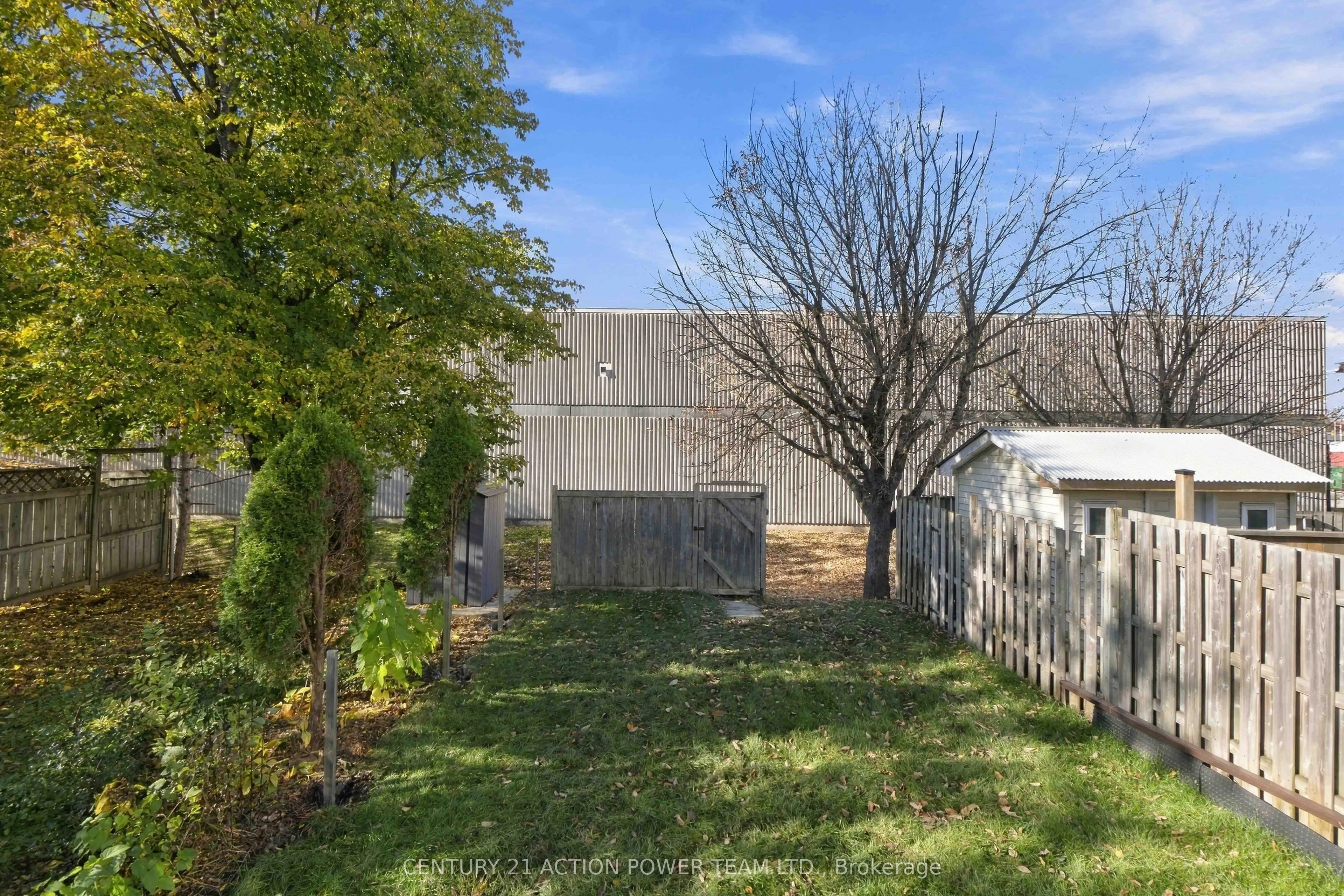 605 Latour Crescent