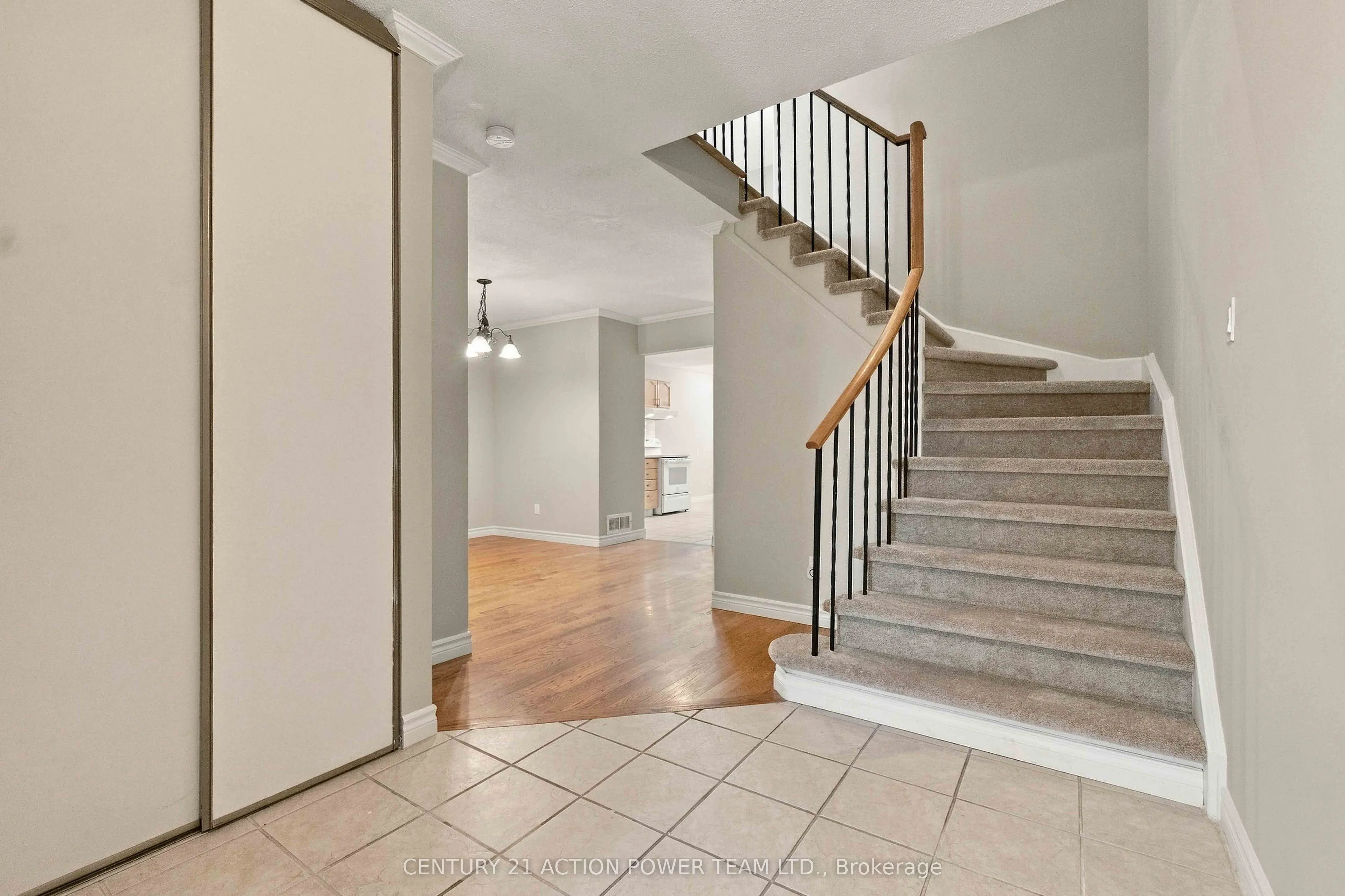 605 Latour Crescent