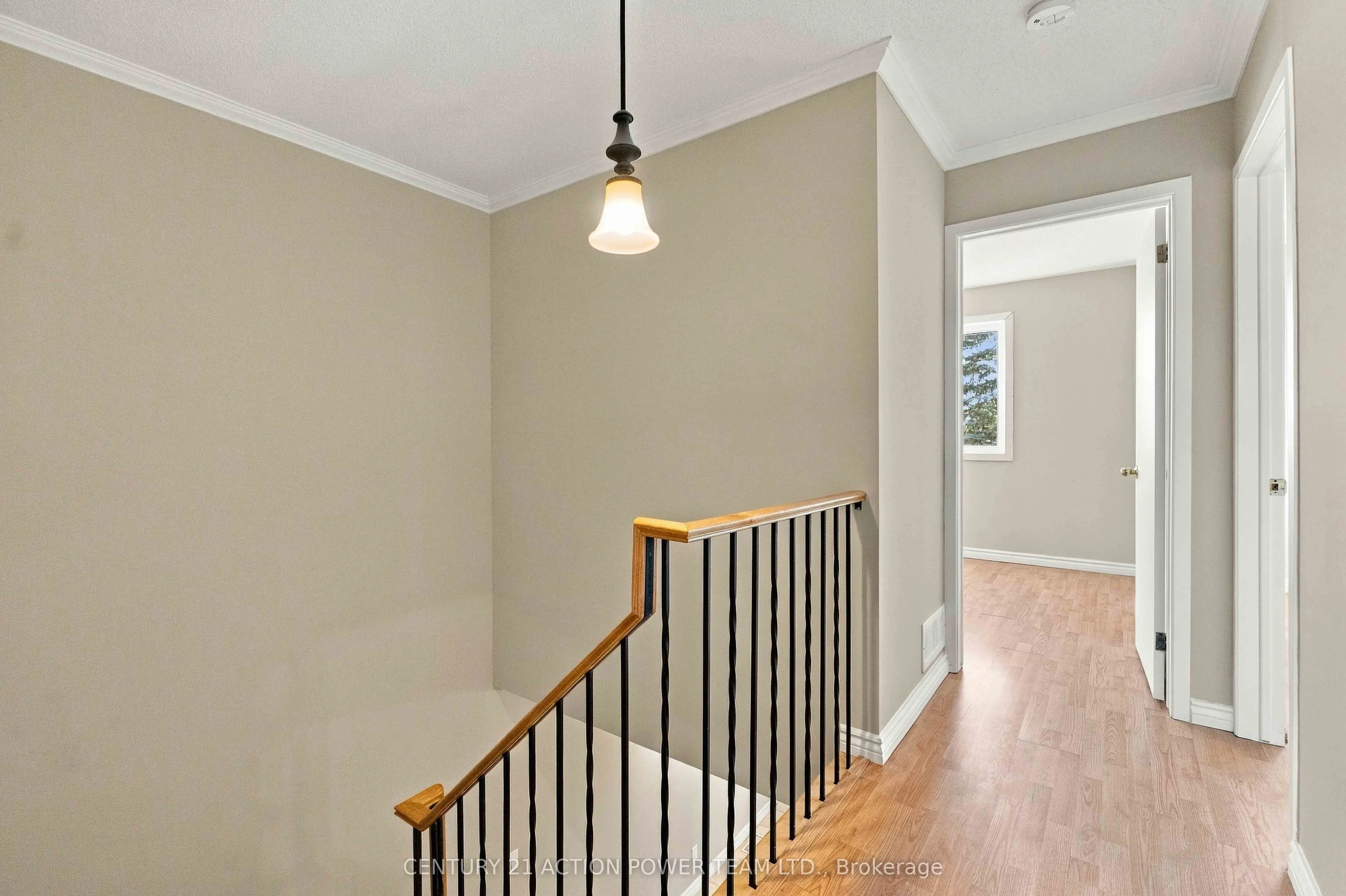 605 Latour Crescent