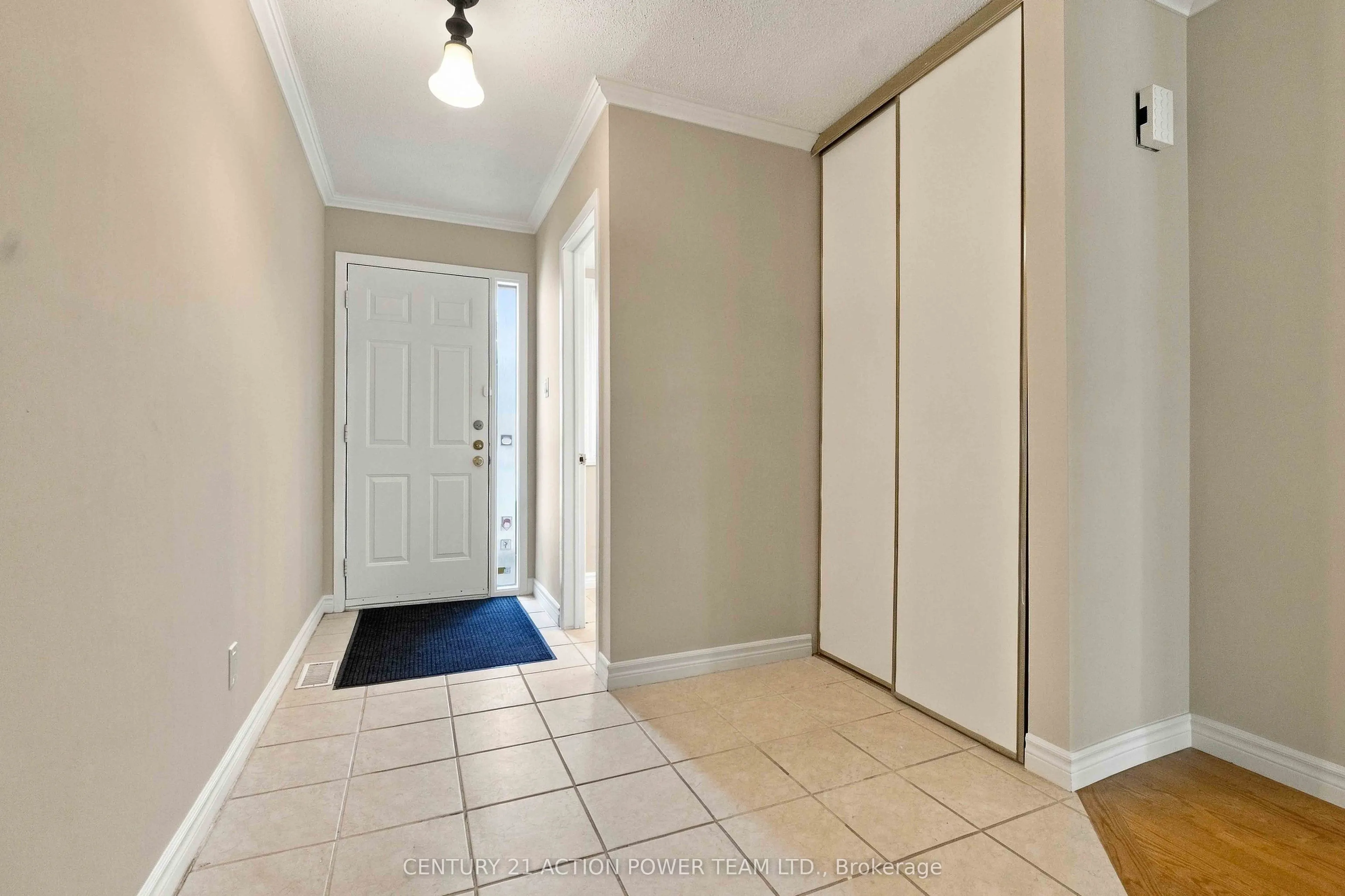 605 Latour Crescent