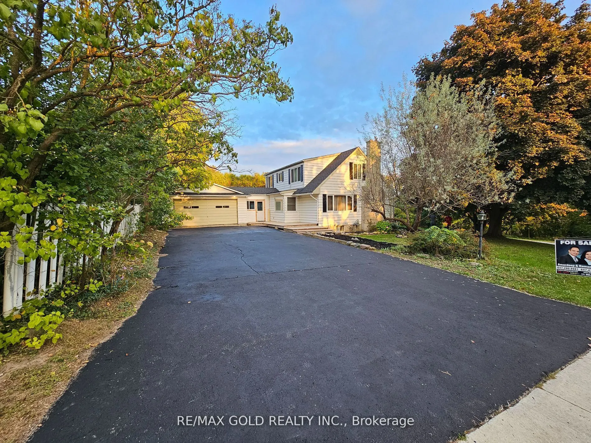 285 North Water Street W