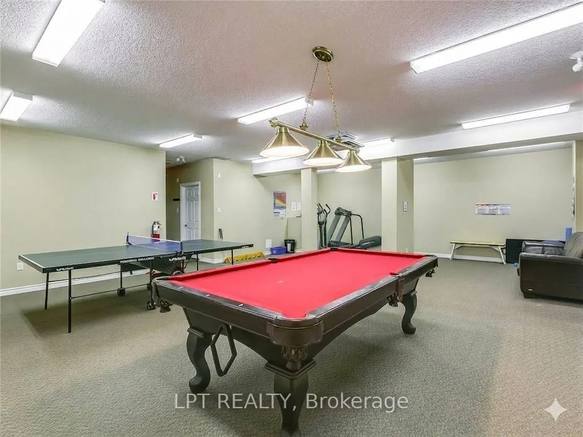 190 GUELPH Private #203