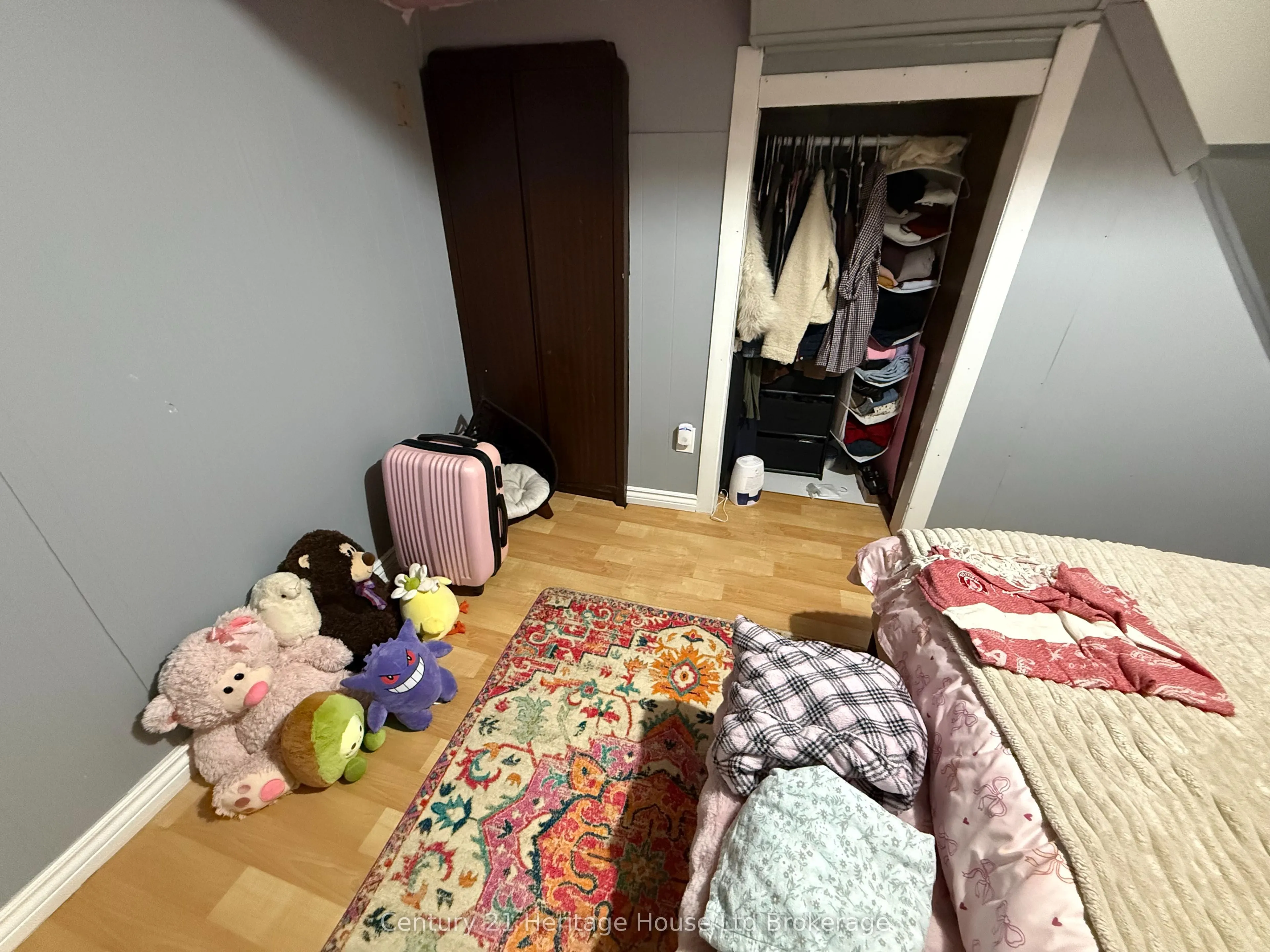 81 Givins Street