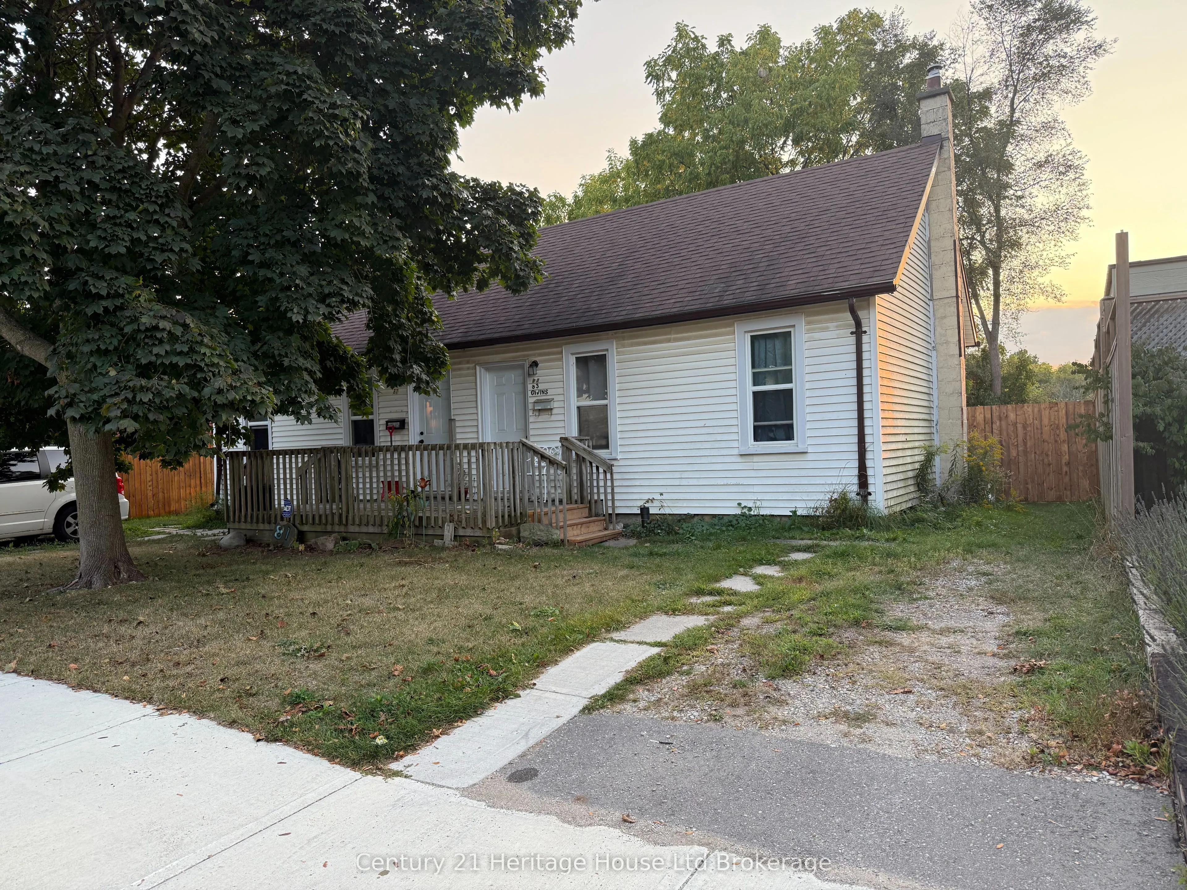 81 Givins Street